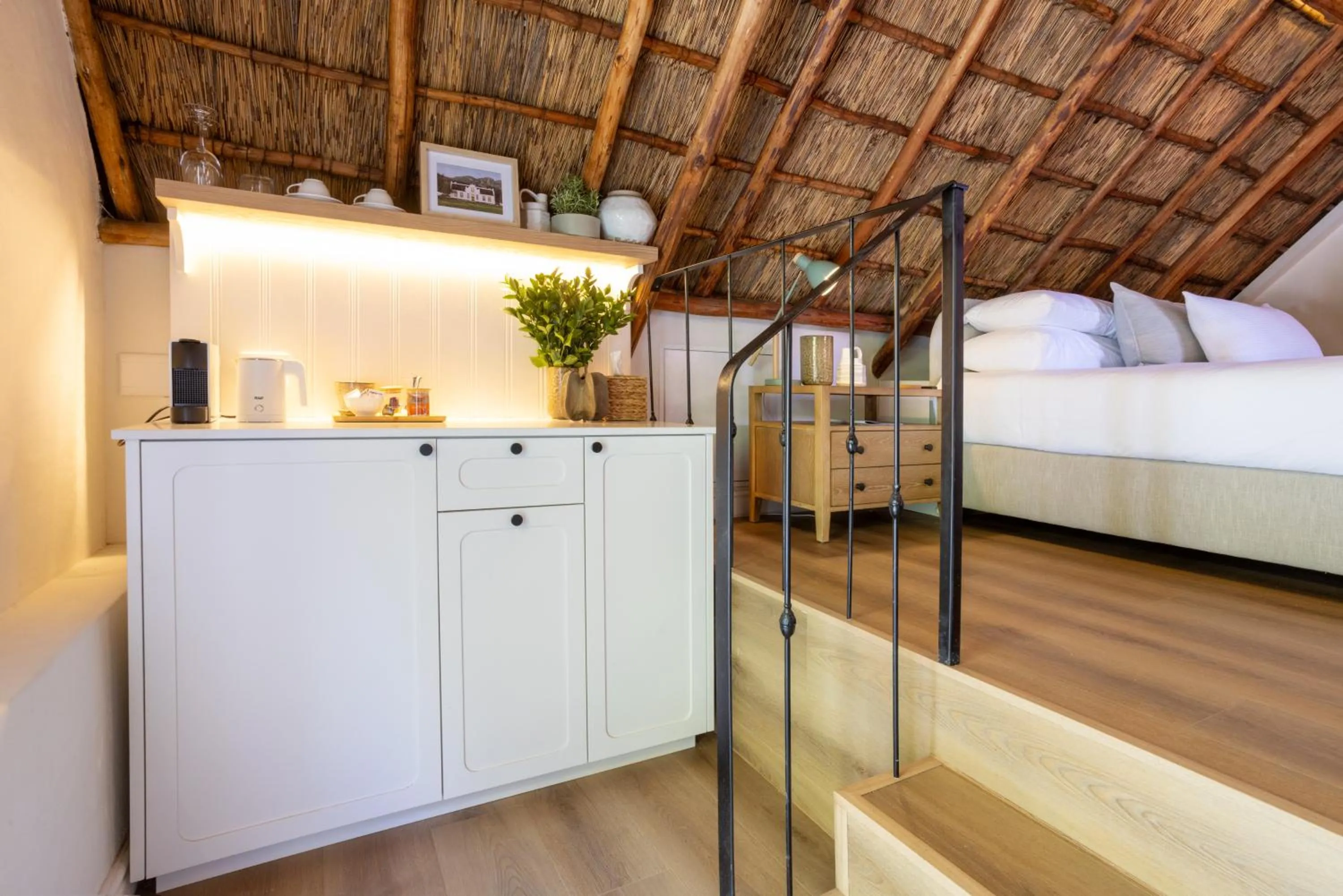 Kitchen or kitchenette, Bed in Weltevreden Estate