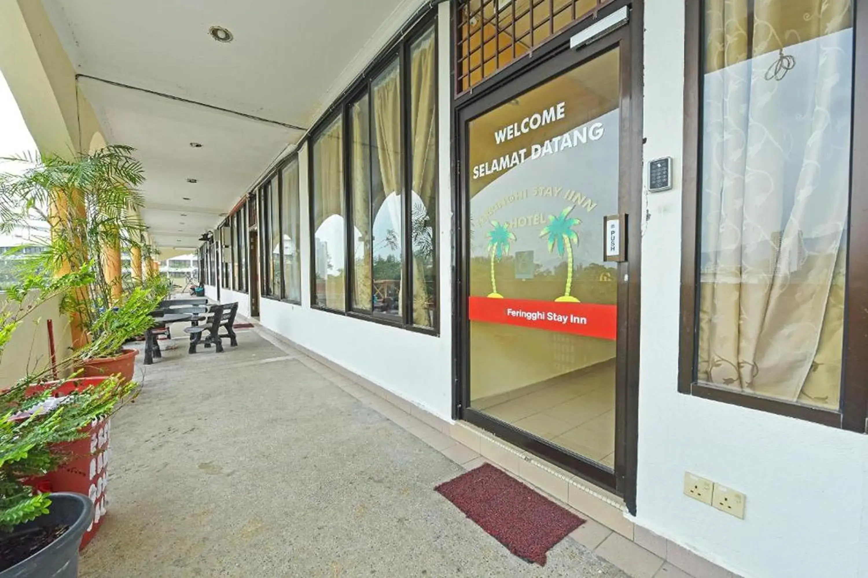 Property building in Feringghi Stay Iinn Property building in Feringghi Stay Iinn