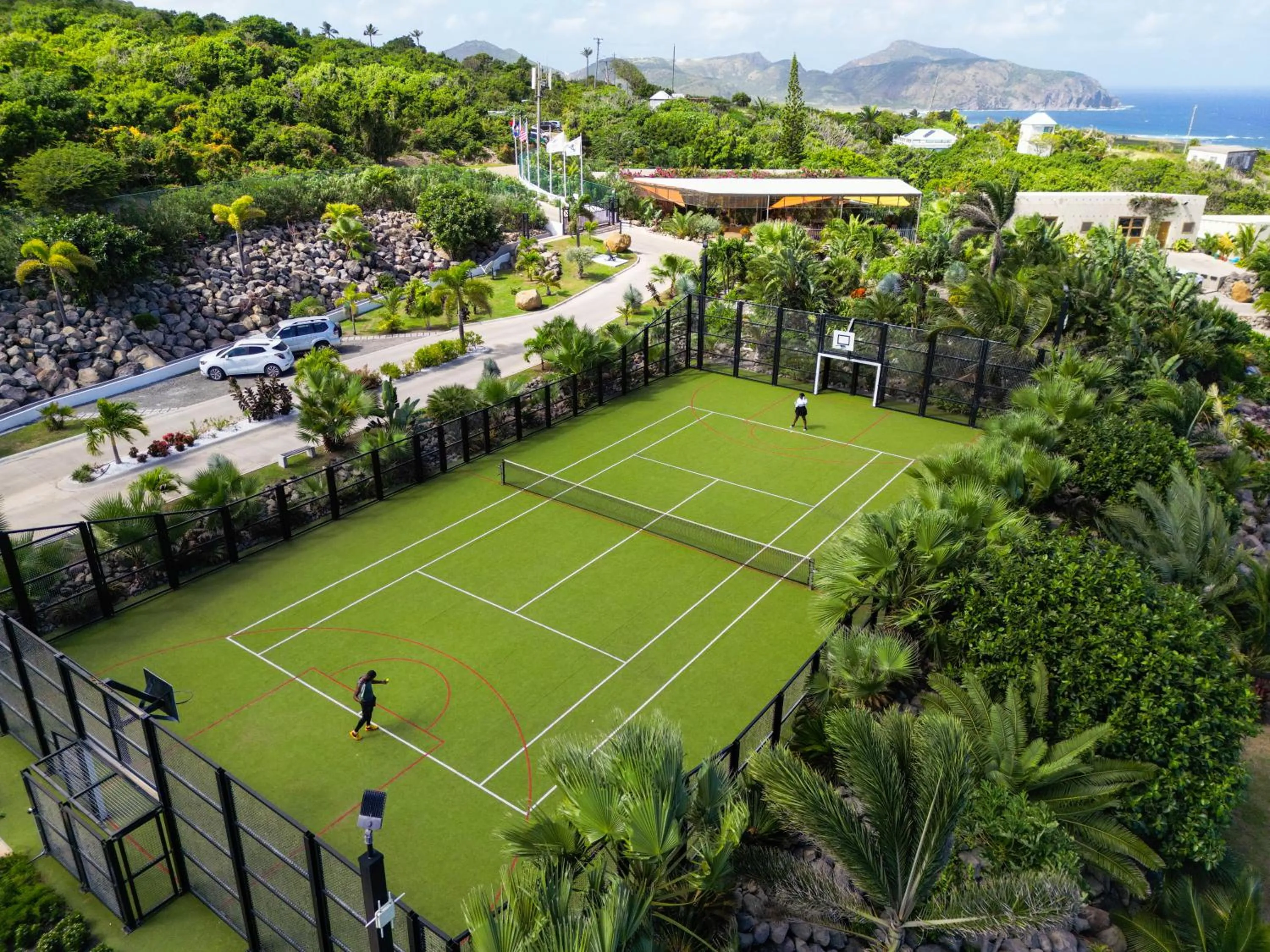 Tennis court in Golden Rock Dive and Nature Resort