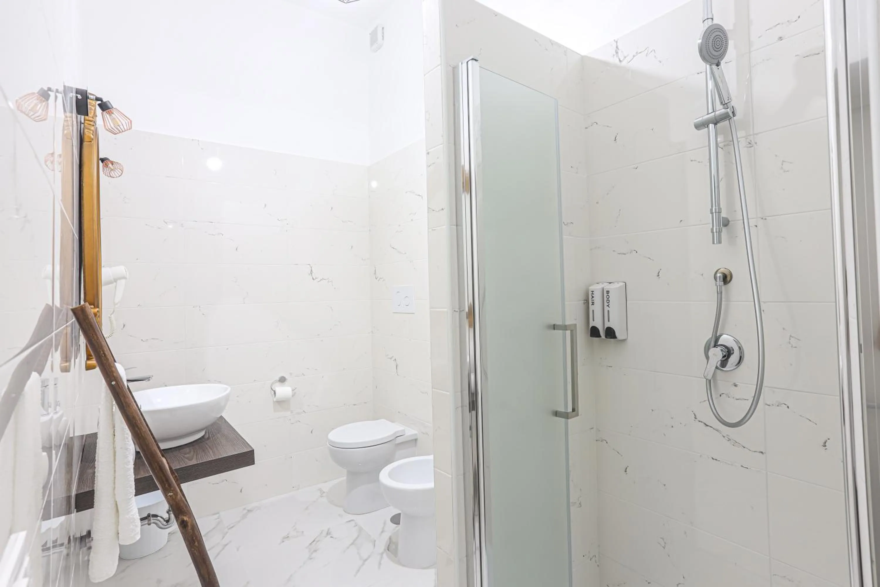 Bathroom in B&B La Fenice Suite