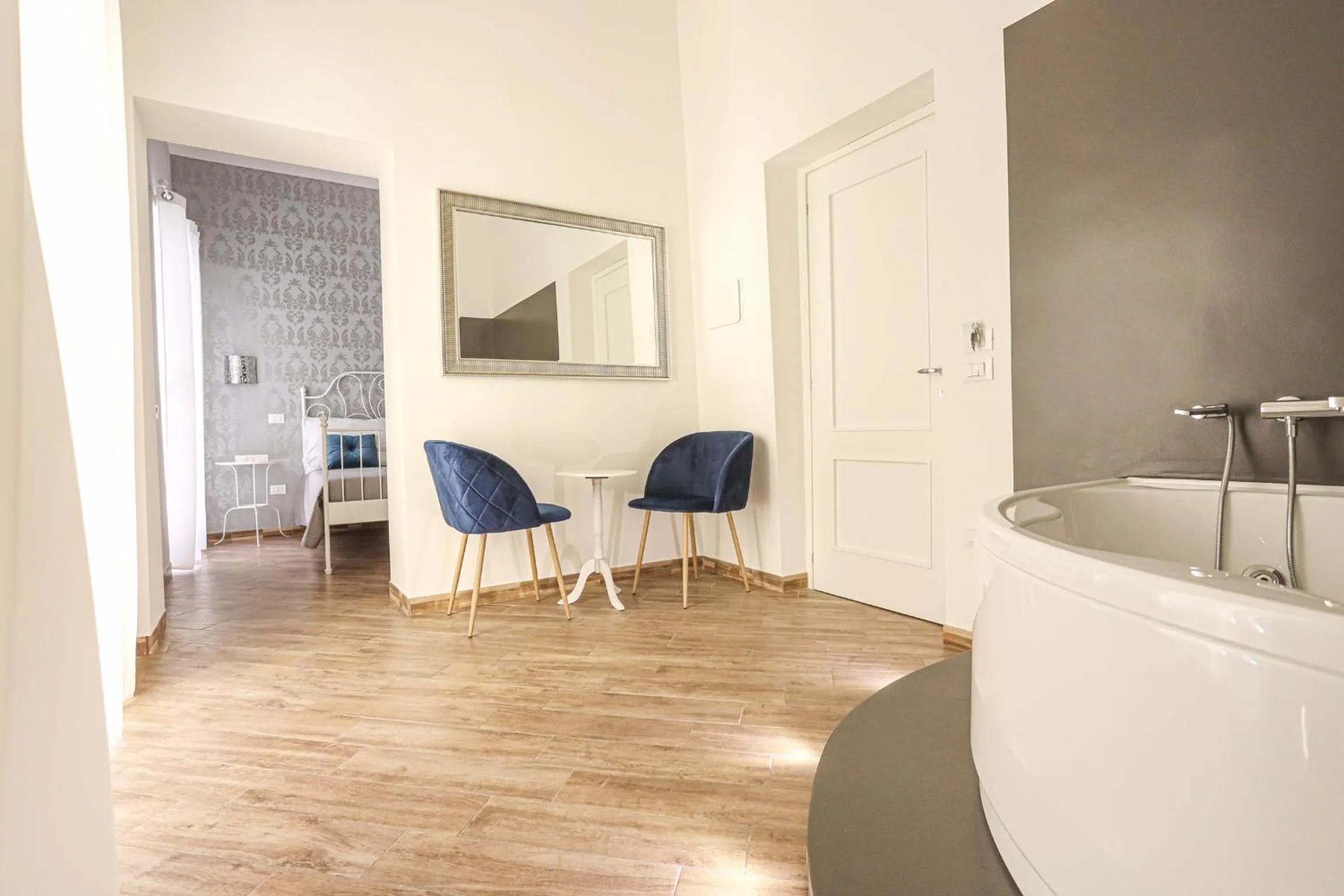 Dining area in B&B La Fenice Suite