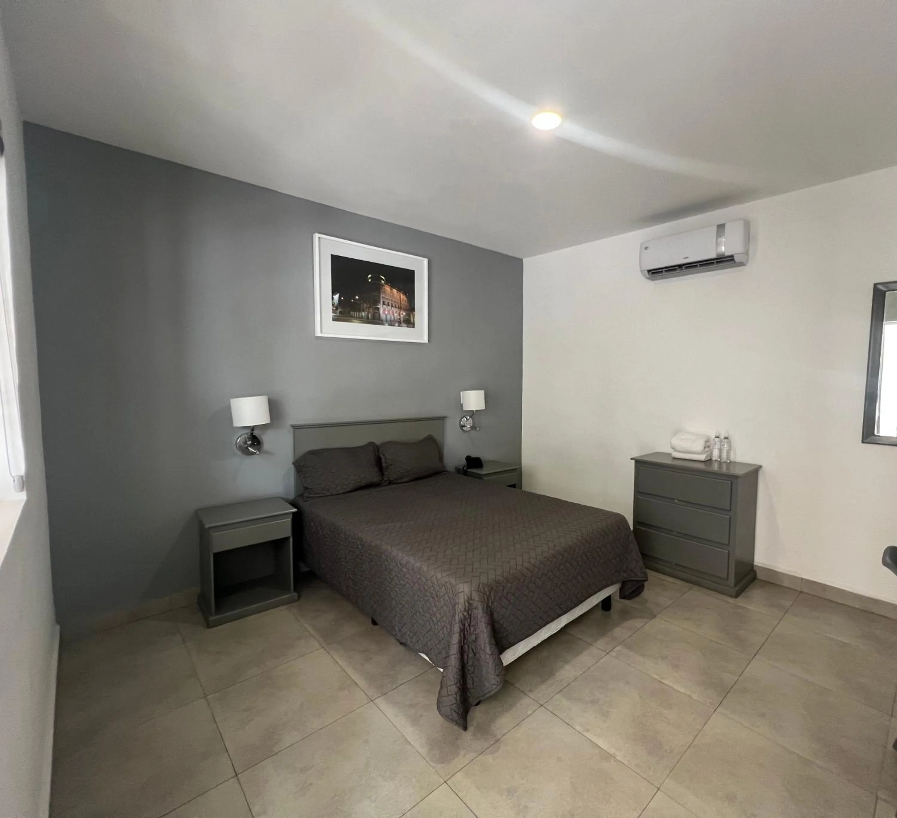 Bed in Hotel Nuve Gomez Palacio