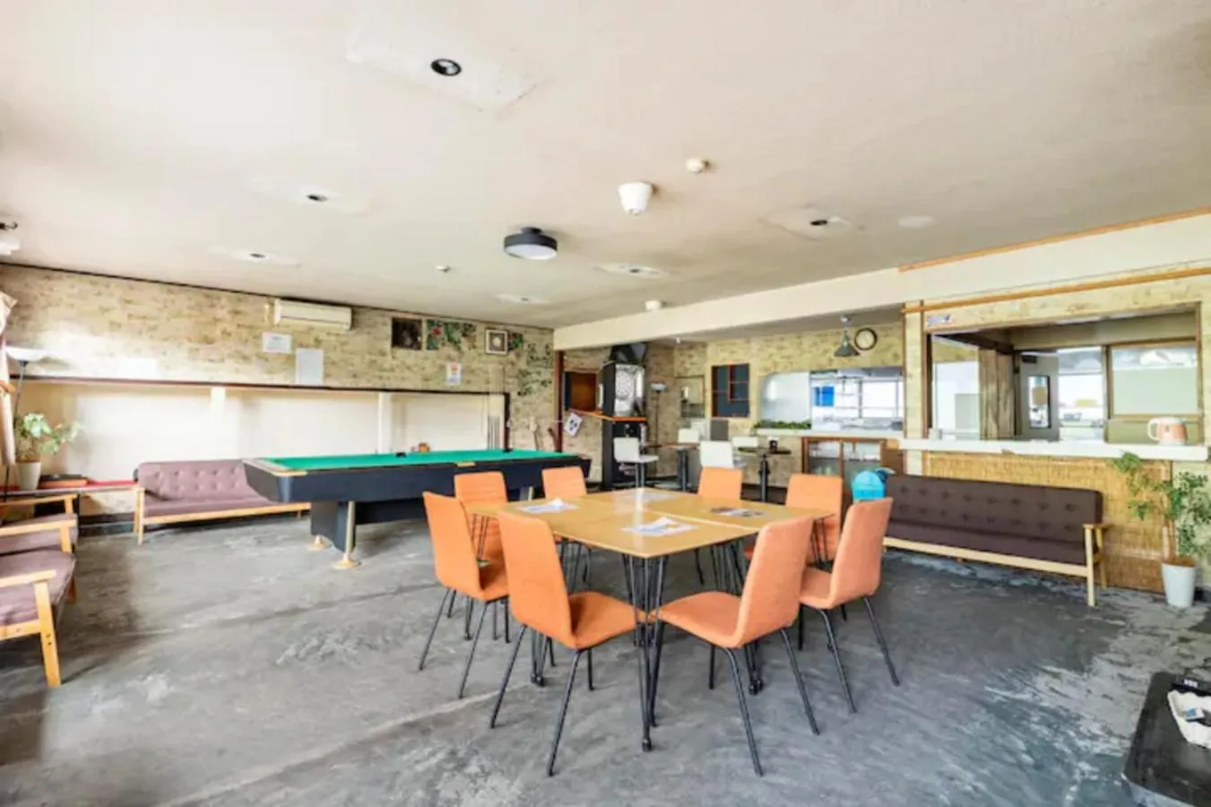 Communal lounge/ TV room in ザホテル湯沢スターダスト