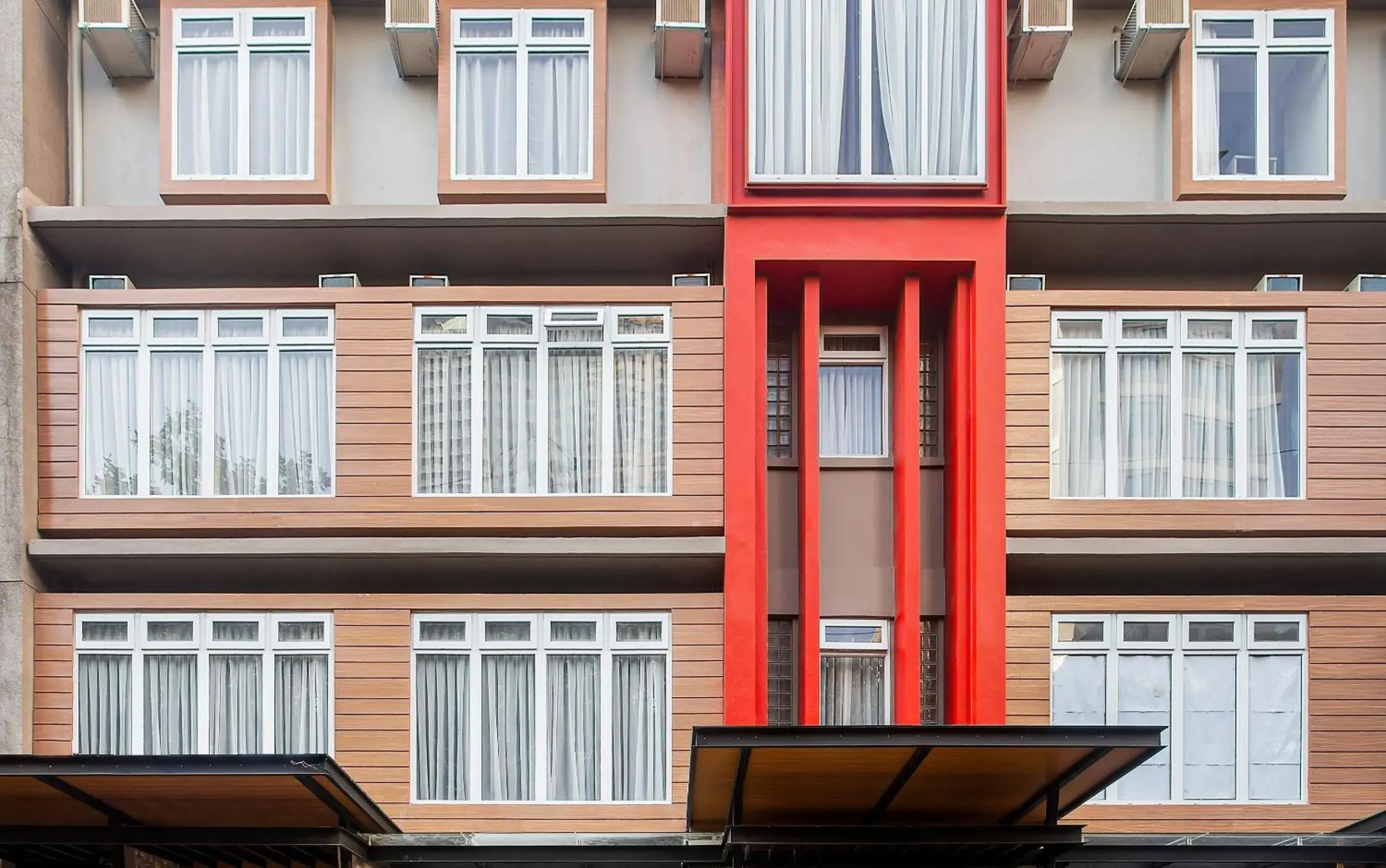 Facade/entrance in Airo Hotel Manila Facade/entrance in Airo Hotel Manila