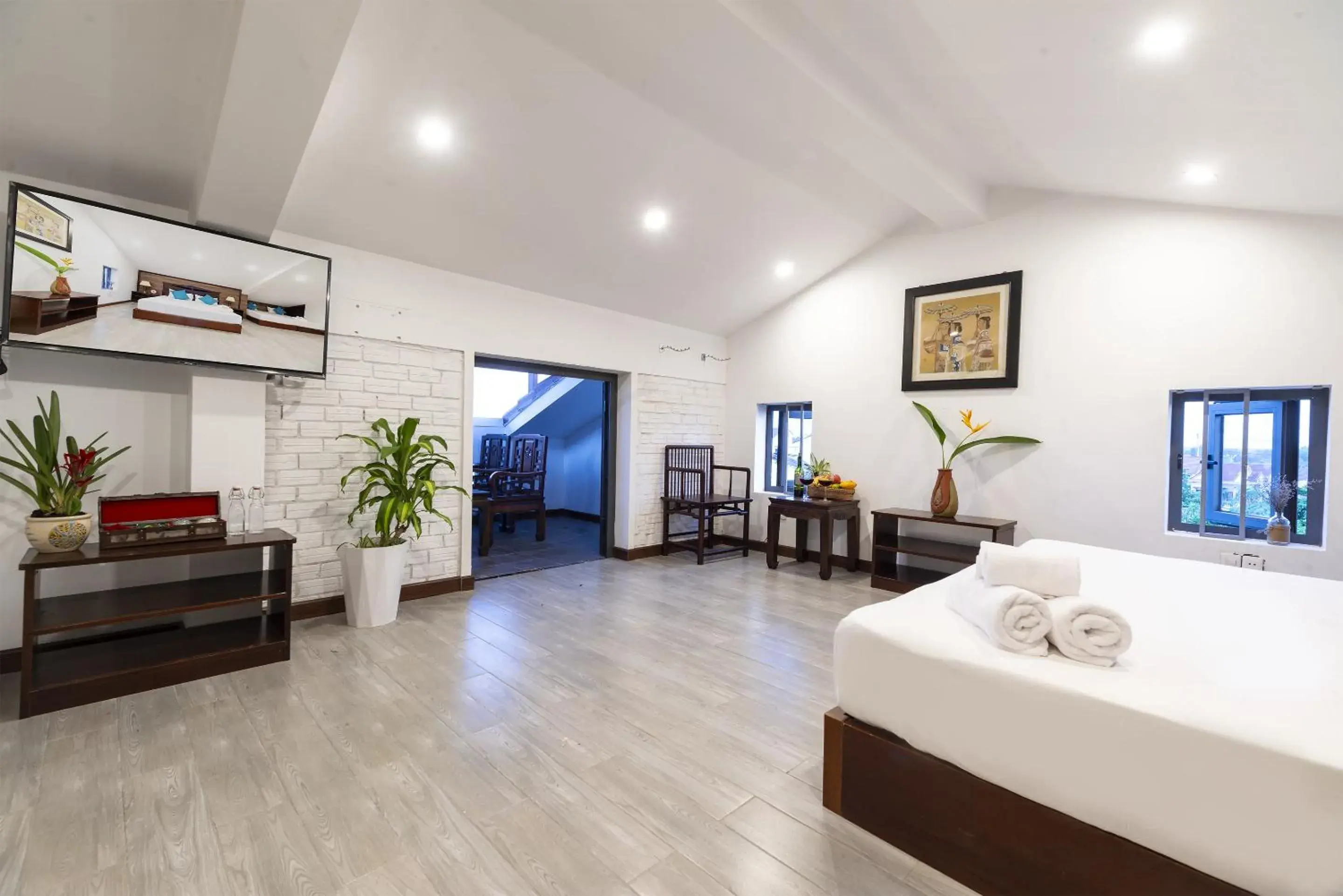 Photo of the whole room, Bed in SHALA BOUTIQUE HOIAN Photo of the whole room, Bed in SHALA BOUTIQUE HOIAN