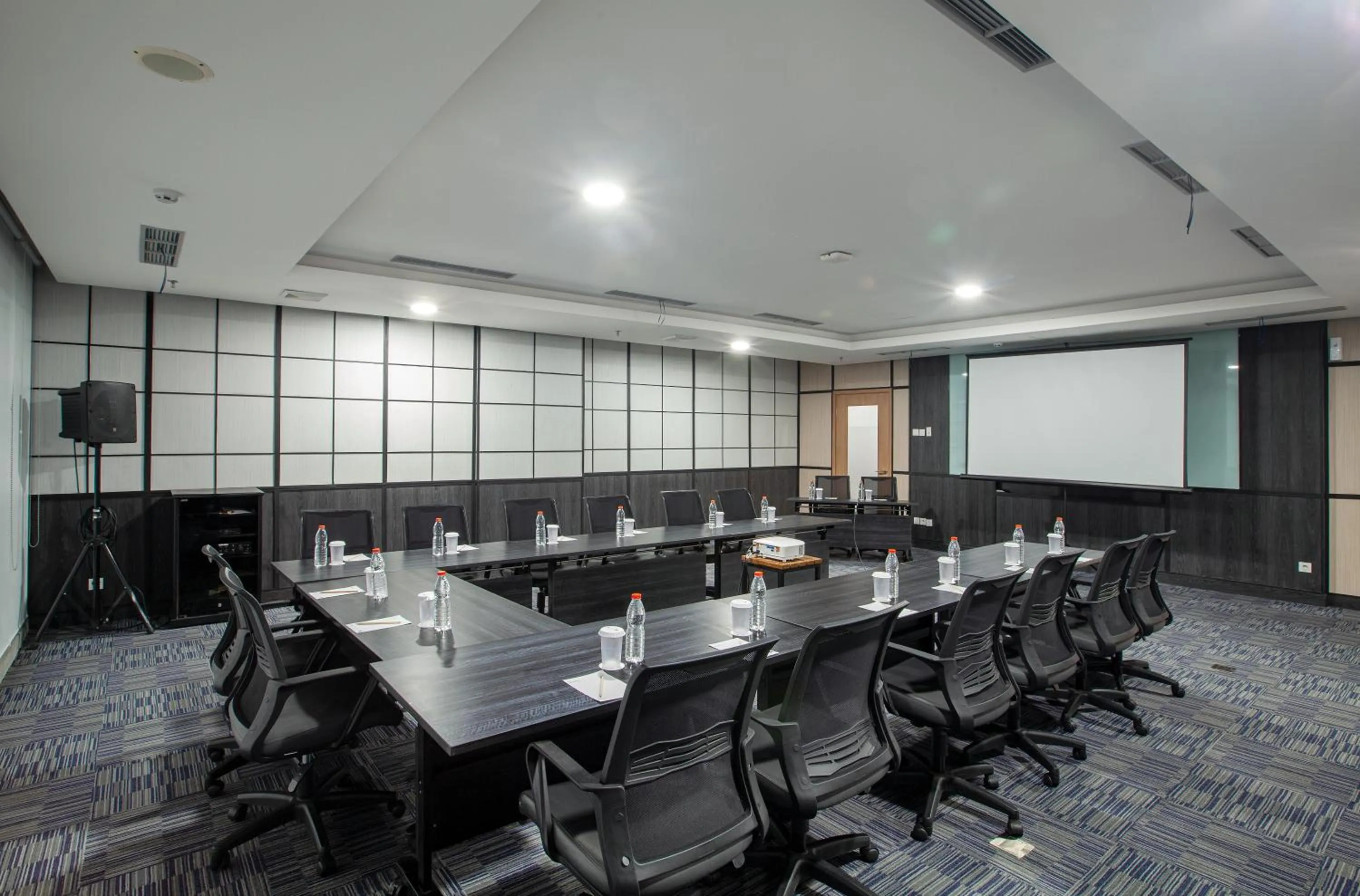 Vasaka Hotel Makassar Managed by Dafam