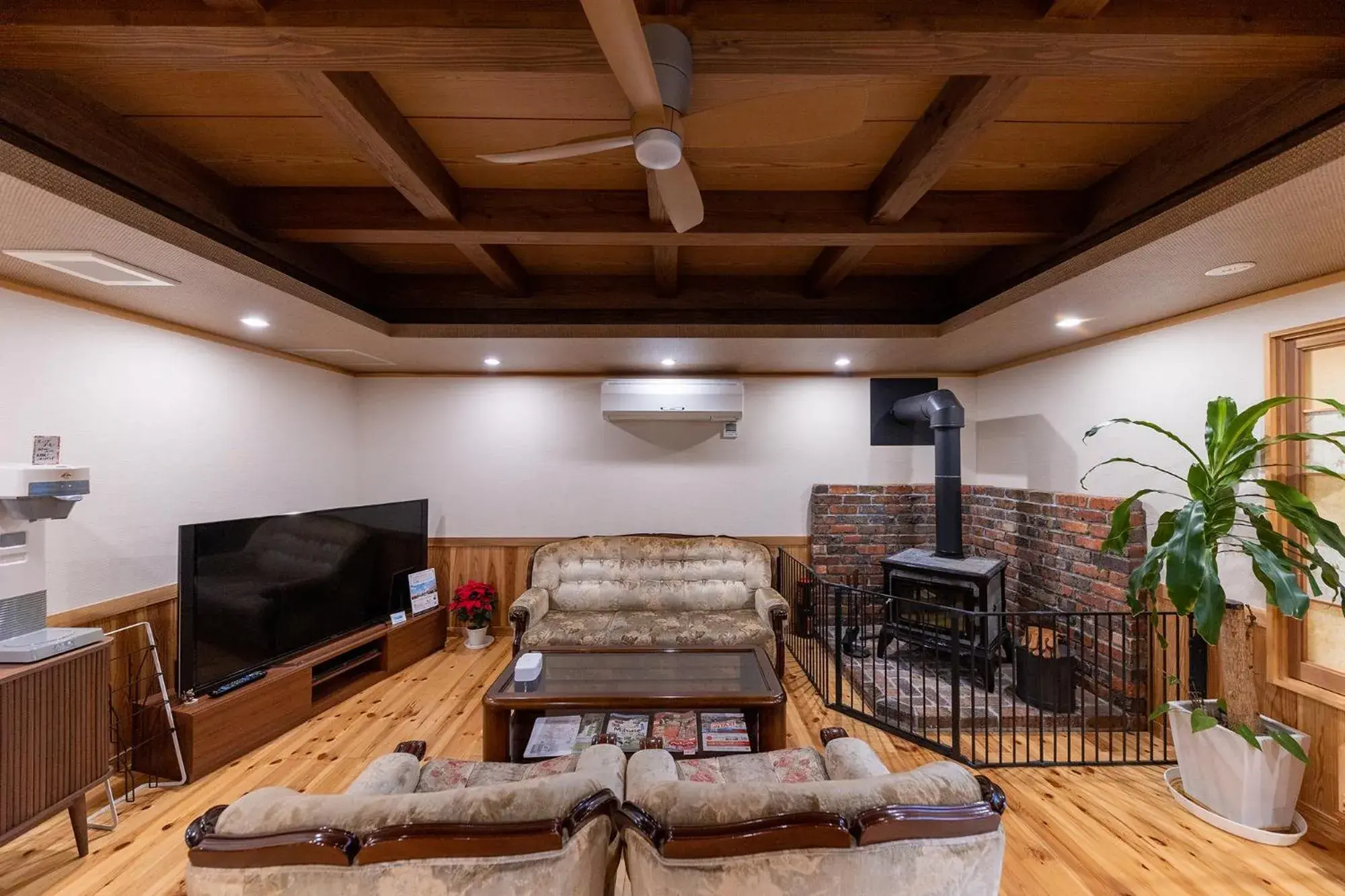 Lobby or reception in Tsukasa Ryokan Lobby or reception in Tsukasa Ryokan