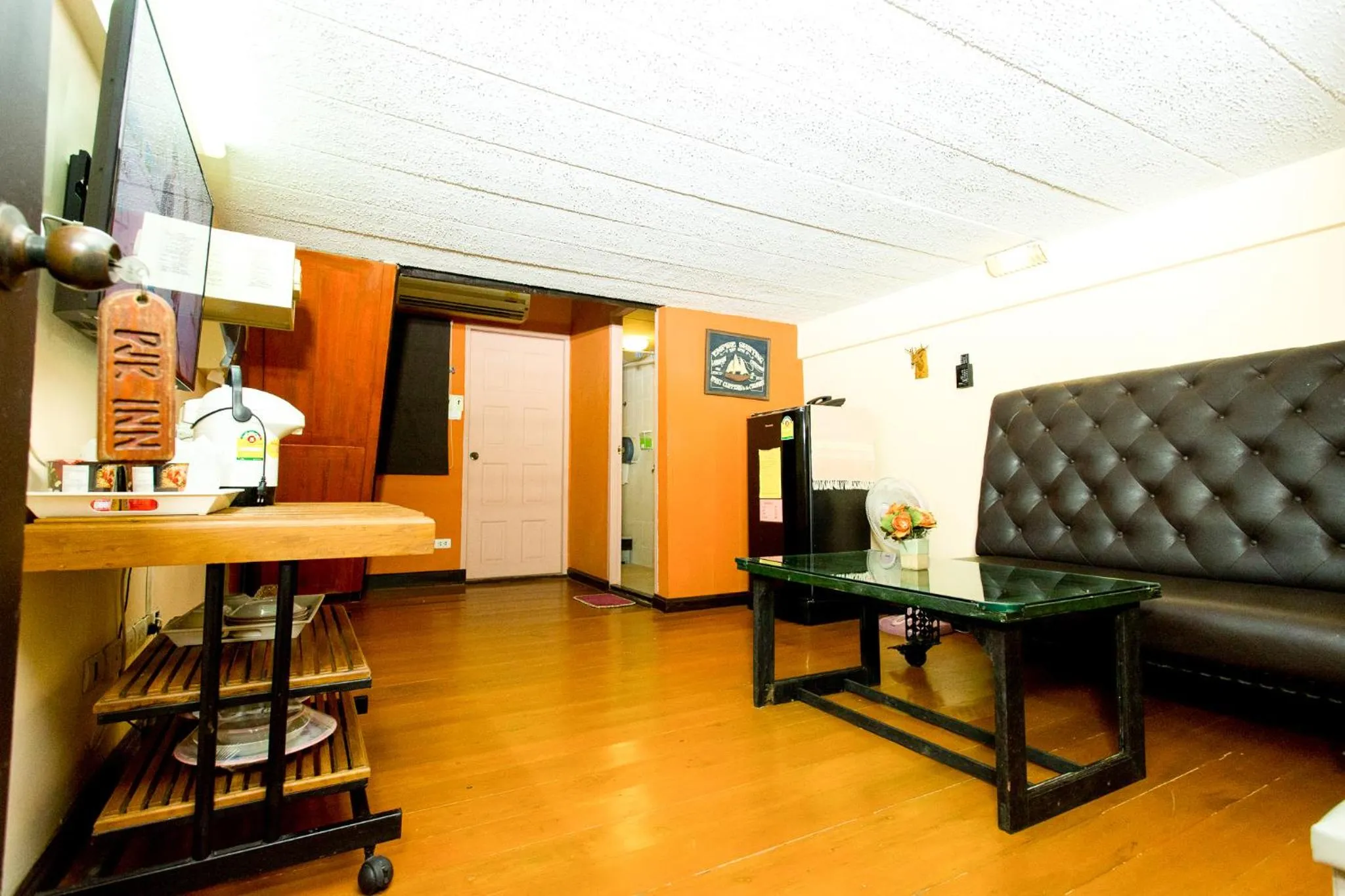 TV and multimedia in PJR Chateau