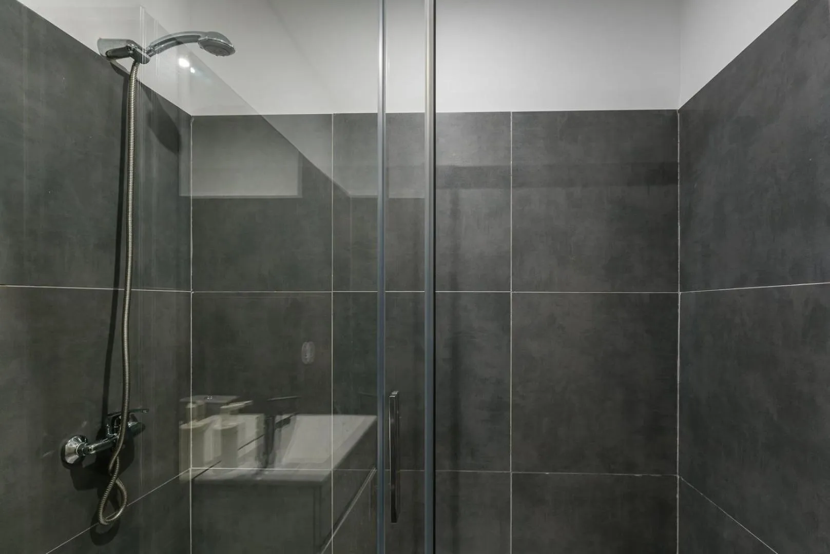 GuestReady - Wellspring Bloom