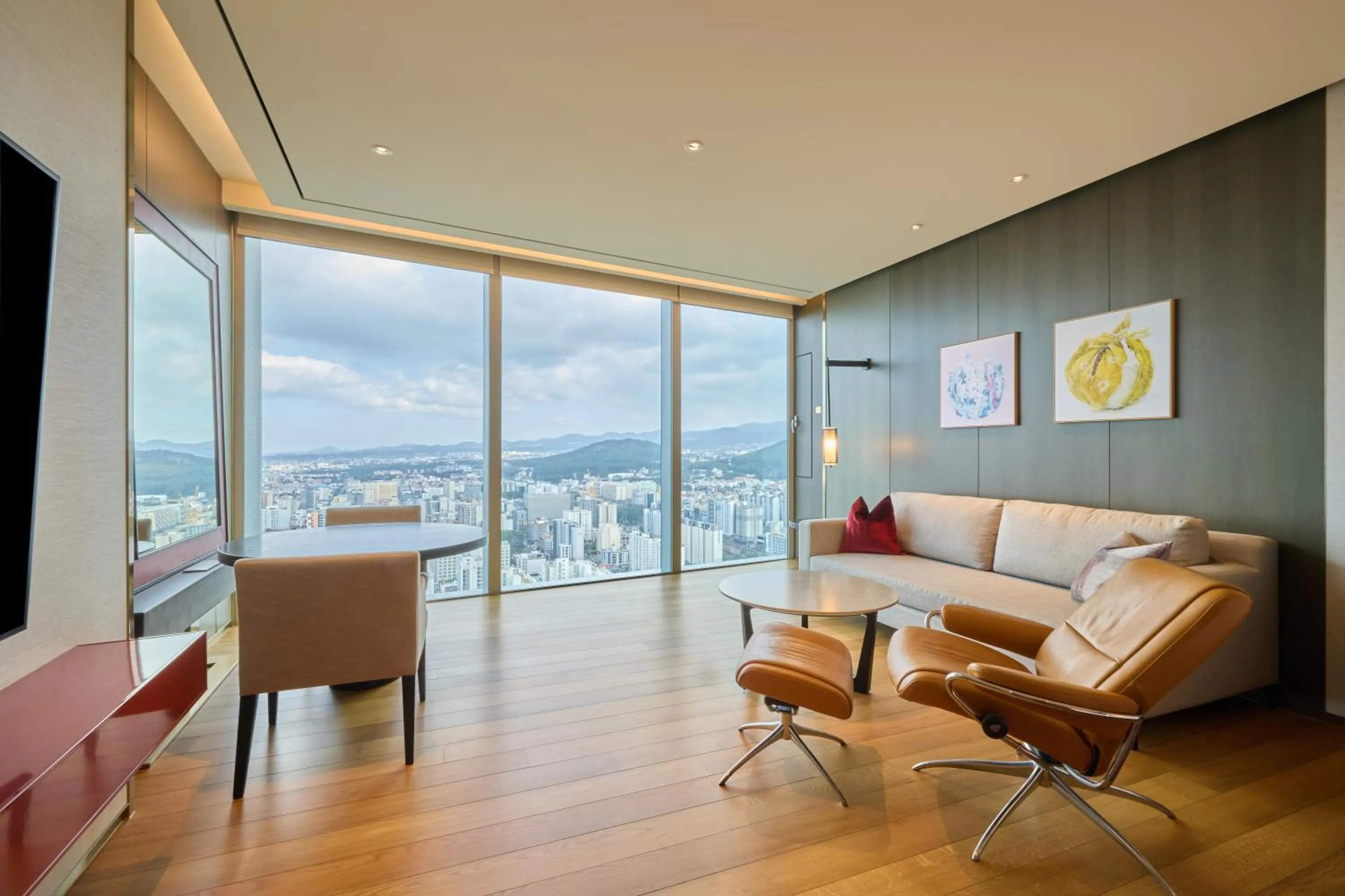 Living room in Grand Hyatt Jeju