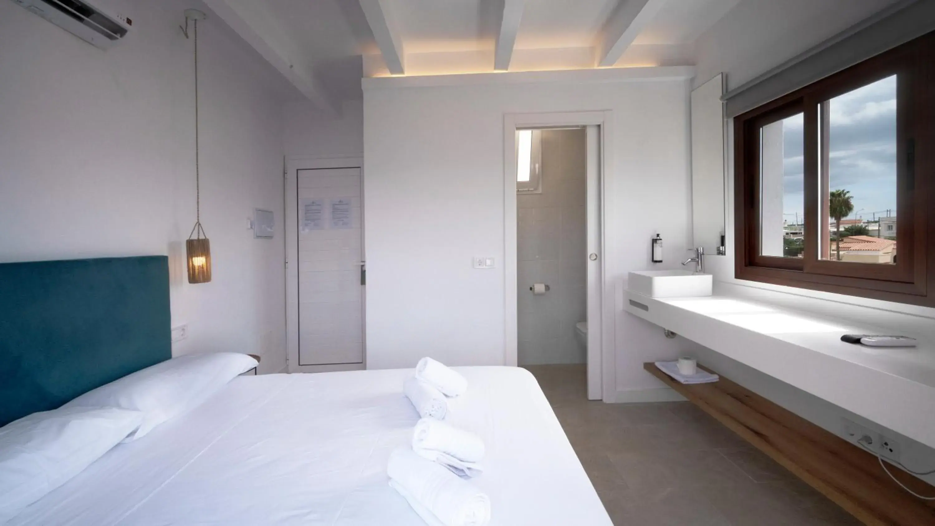 View (from property/room), Bed in Castell de Lô View (from property/room), Bed in Castell de Lô