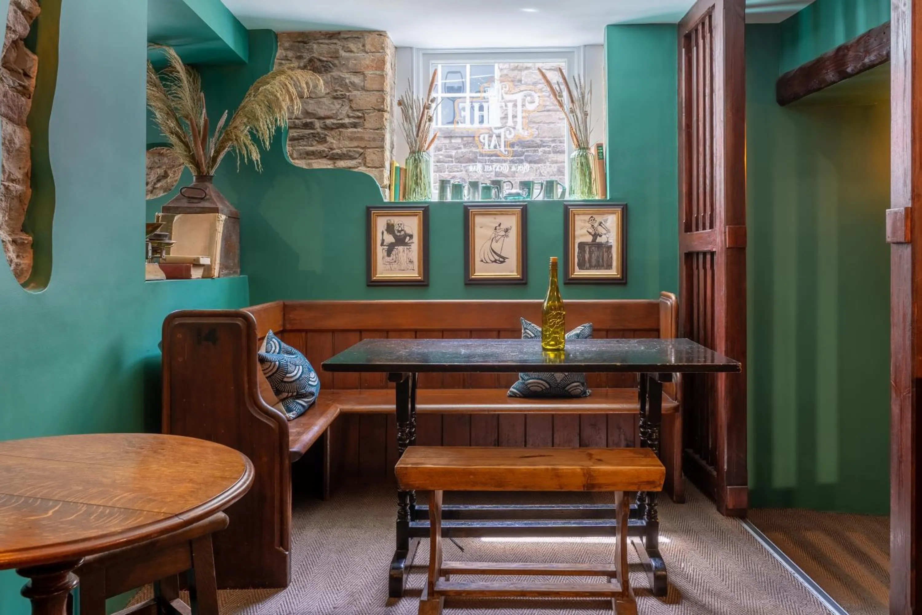 Drinks in Tithe Barn - Self Check In Hotel