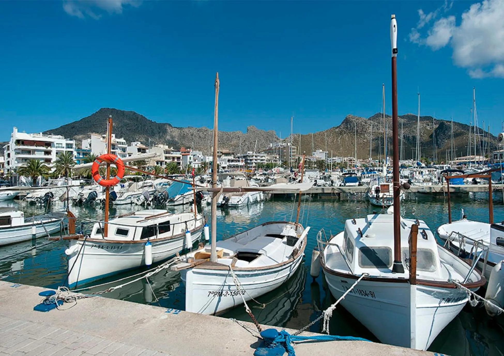 Nearby landmark in Owl Booking Villa Mateu - 5 Min Walk to the Old Town