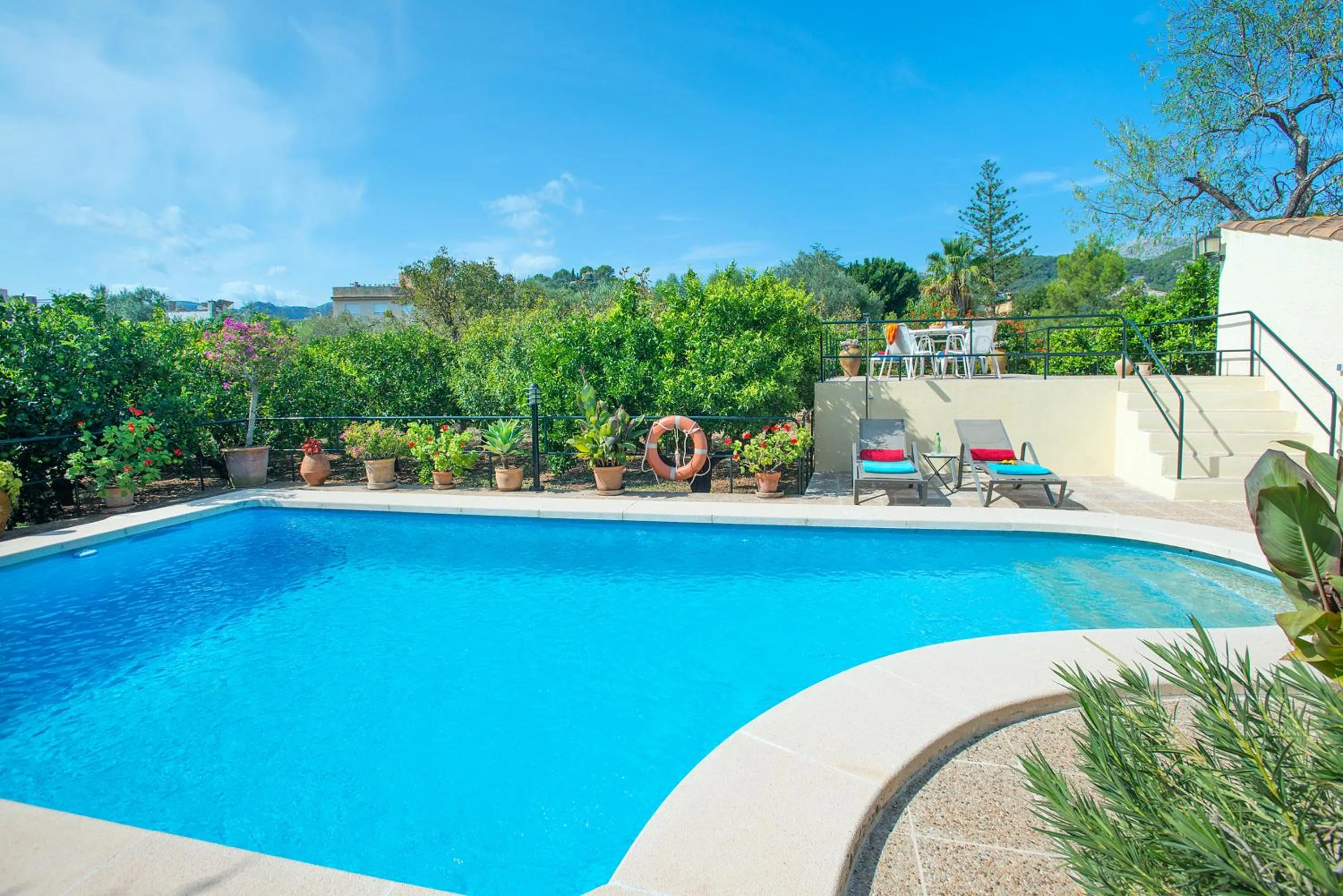 Swimming pool in Owl Booking Villa Mateu - 5 Min Walk to the Old Town