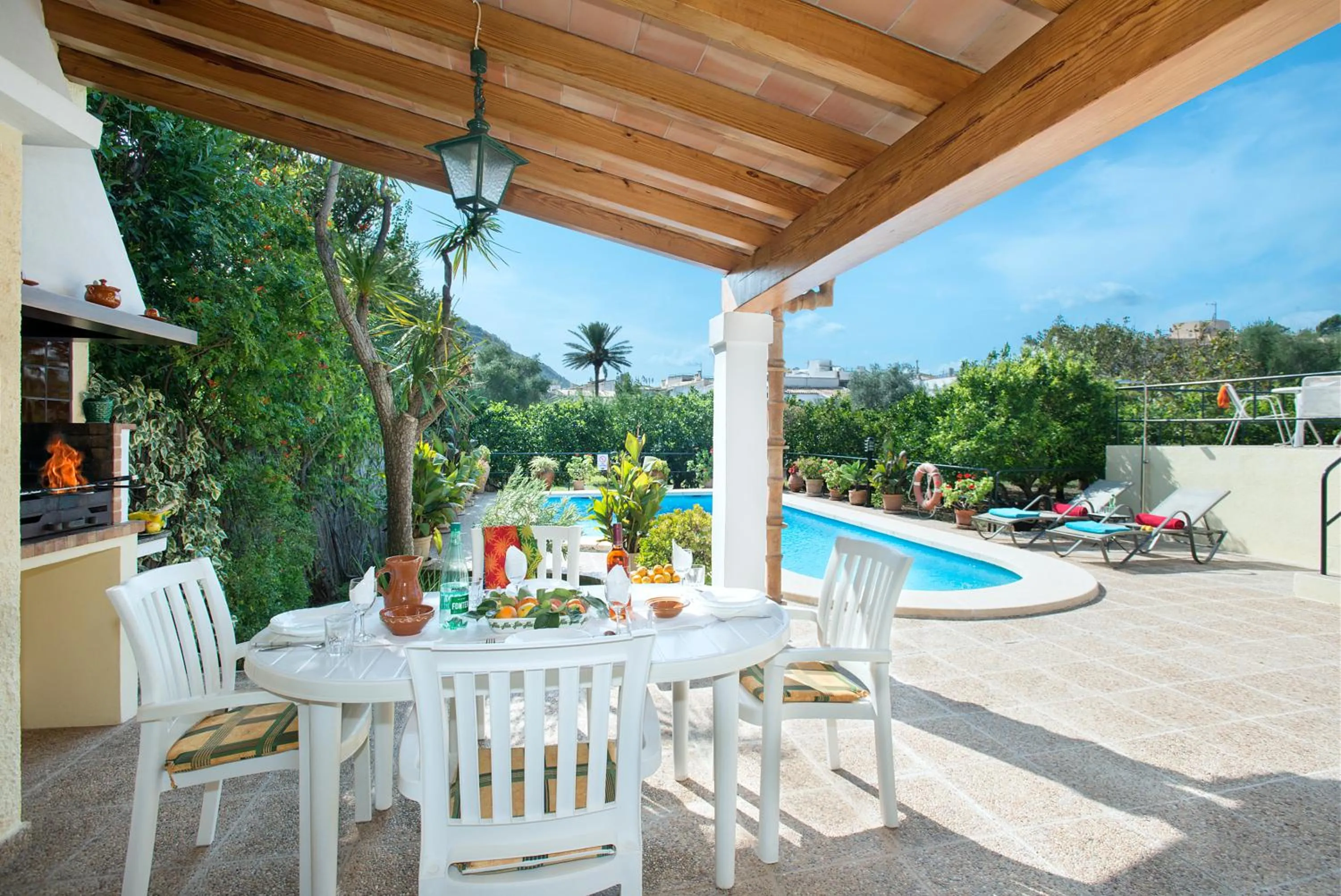Off site in Owl Booking Villa Mateu - 5 Min Walk to the Old Town