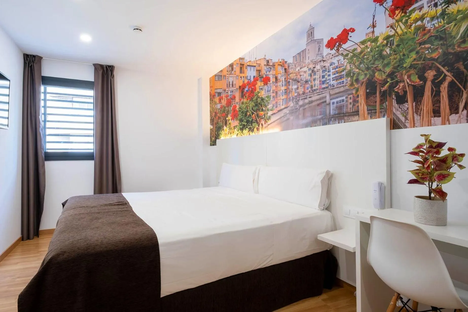 Bed in Hotel BESTPRICE Girona