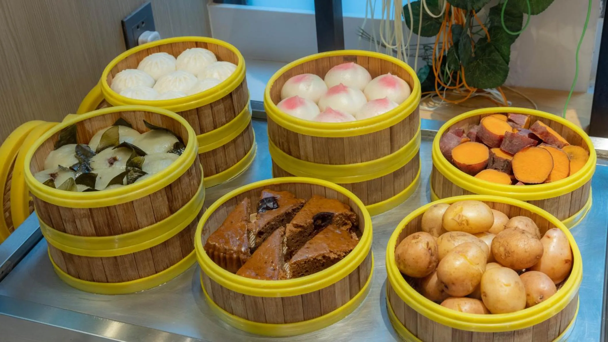 Breakfast in Holiday Inn Express Chengdu Wuhou New City by IHG