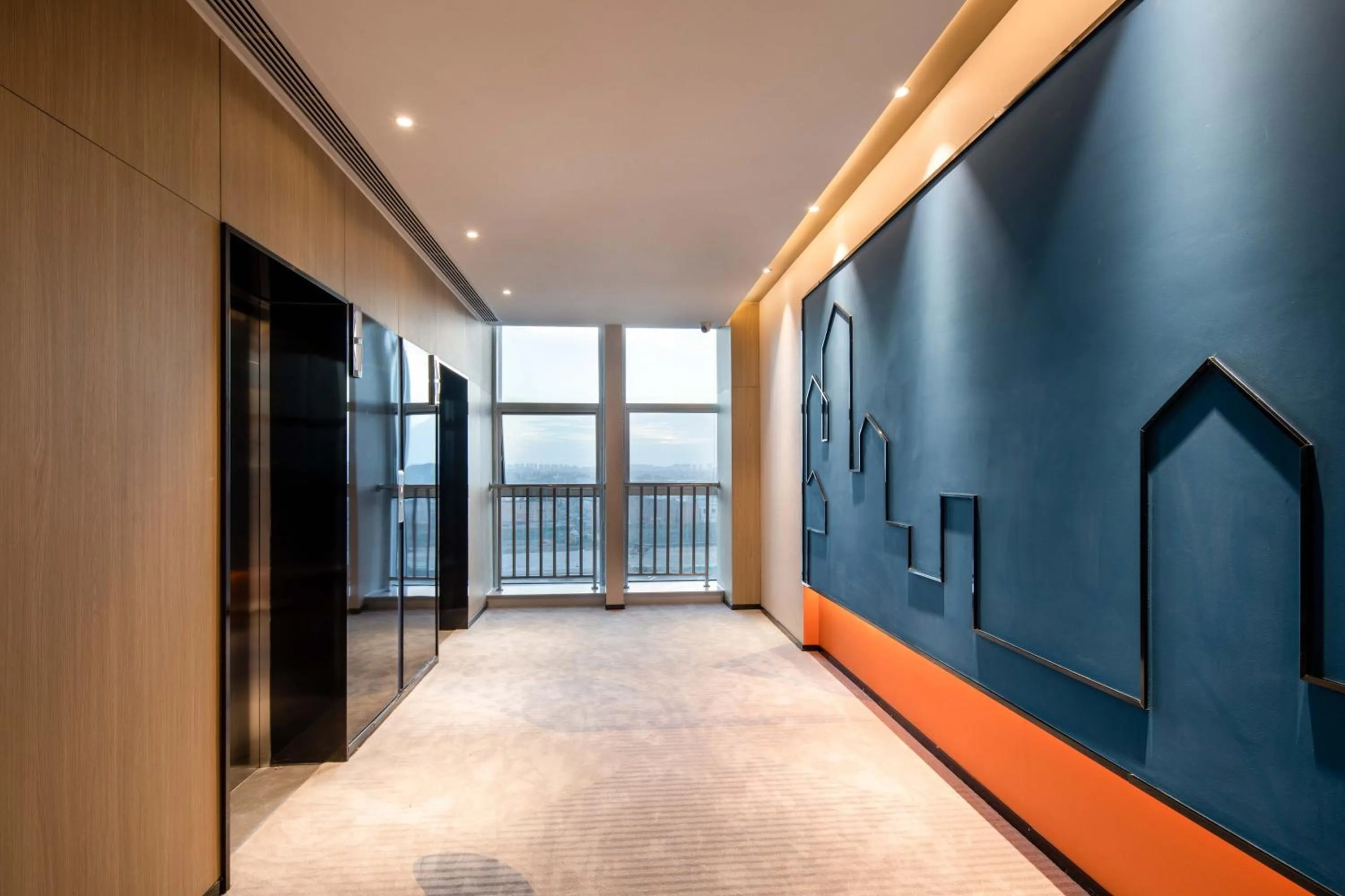 Lobby or reception in Holiday Inn Express Chengdu Wuhou New City by IHG