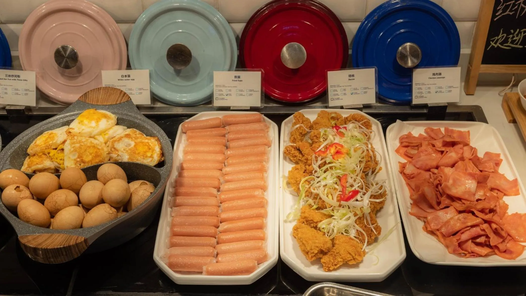 Breakfast in Holiday Inn Express Chengdu Wuhou New City by IHG