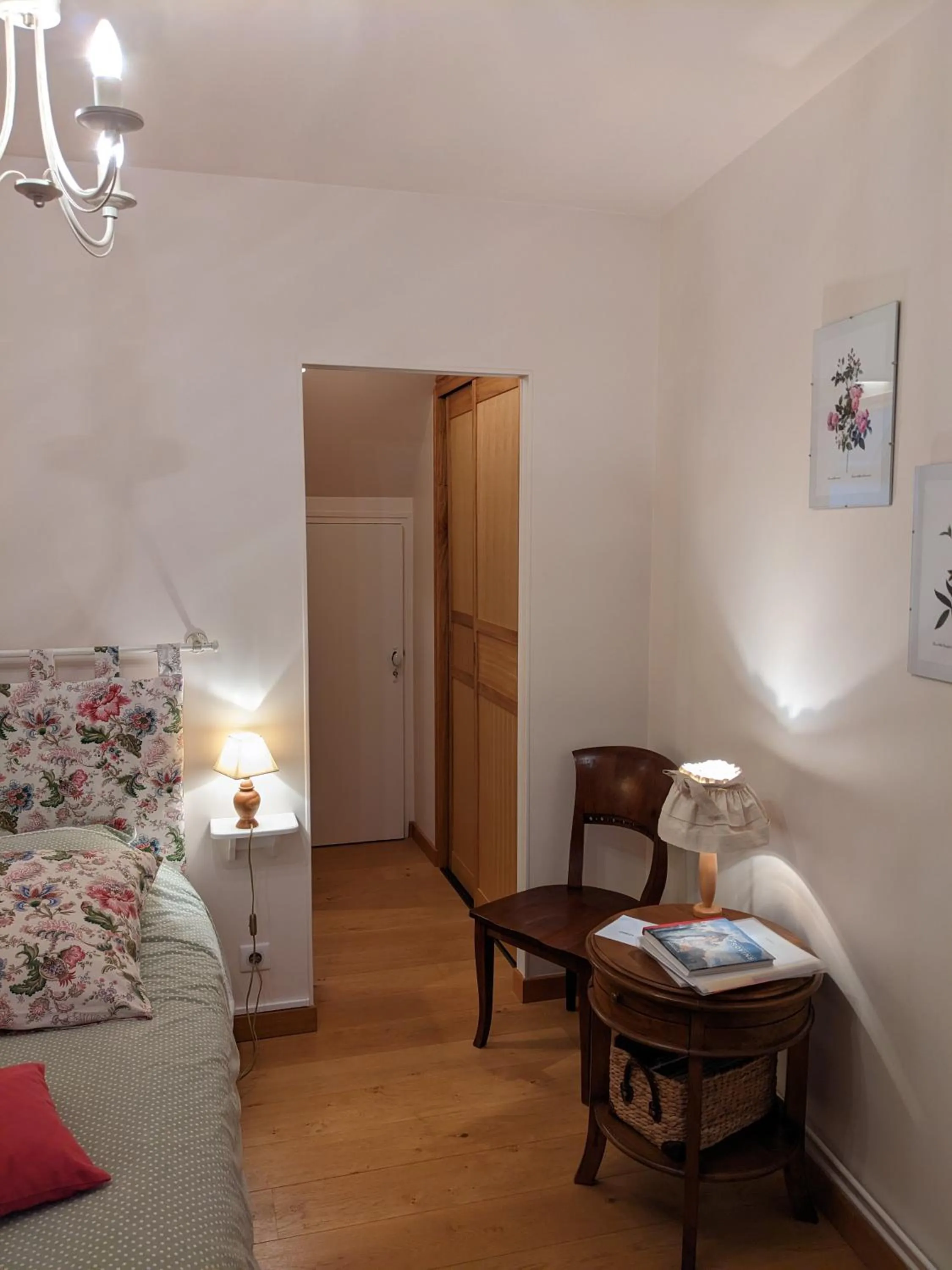 Bedroom, Bed in Maison Vérosia