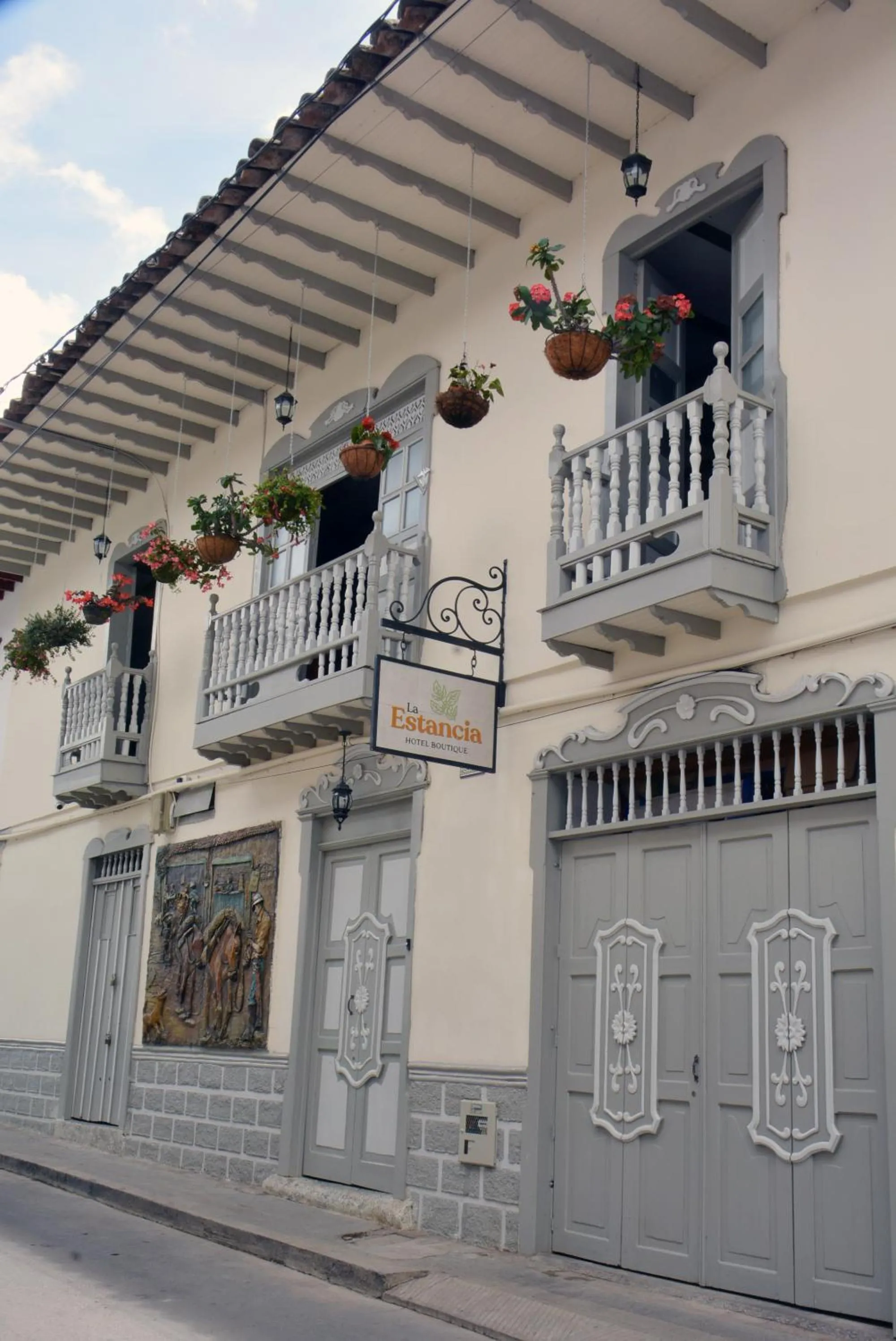 Property building in La Estancia Hotel Boutique