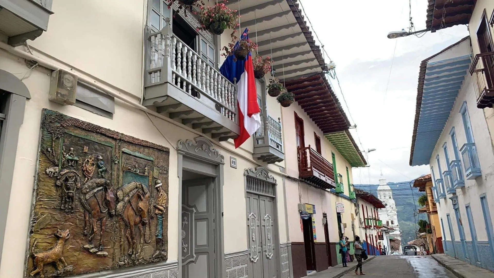 Property building in La Estancia Hotel Boutique