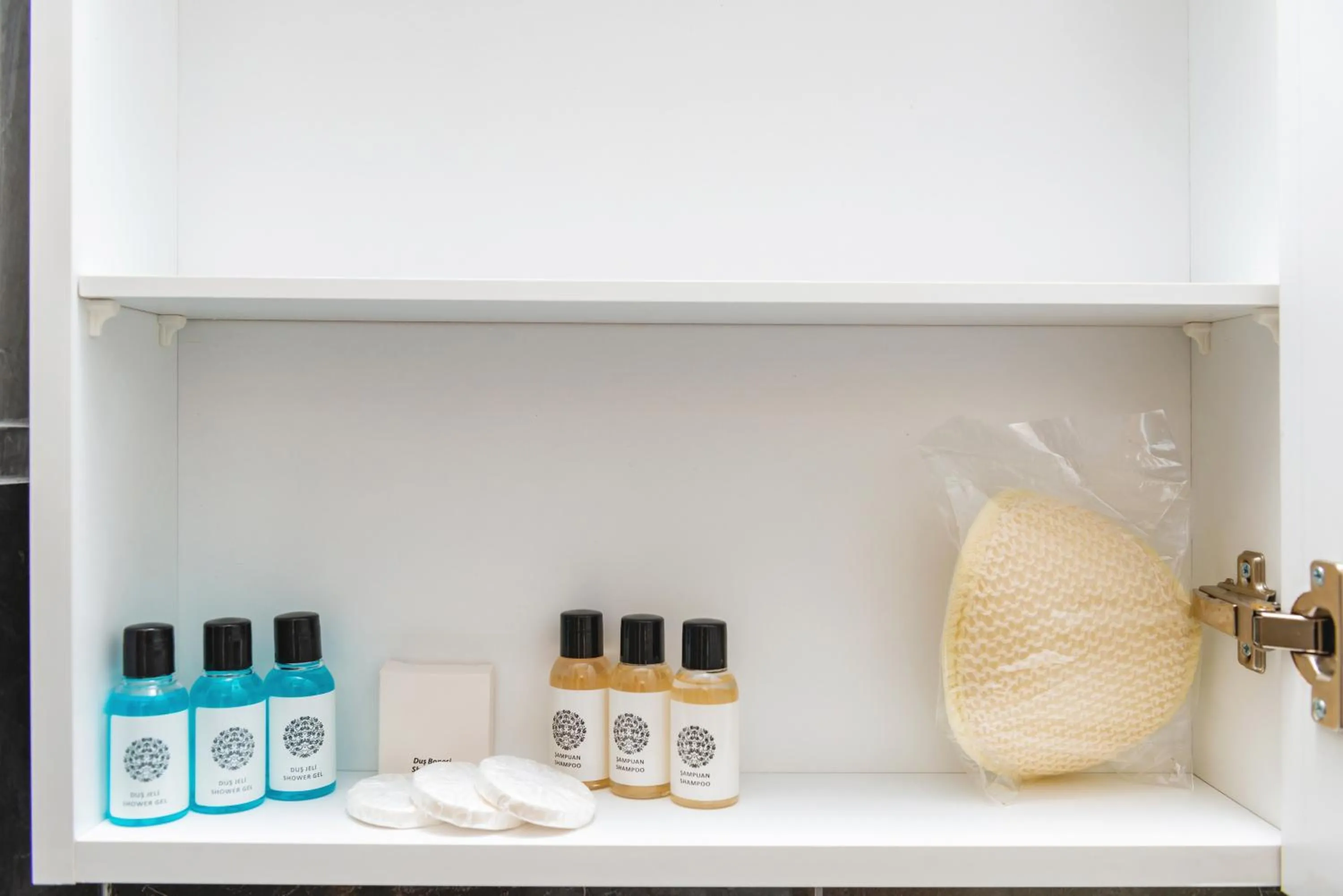 Bathroom in Gloria Suites Old City