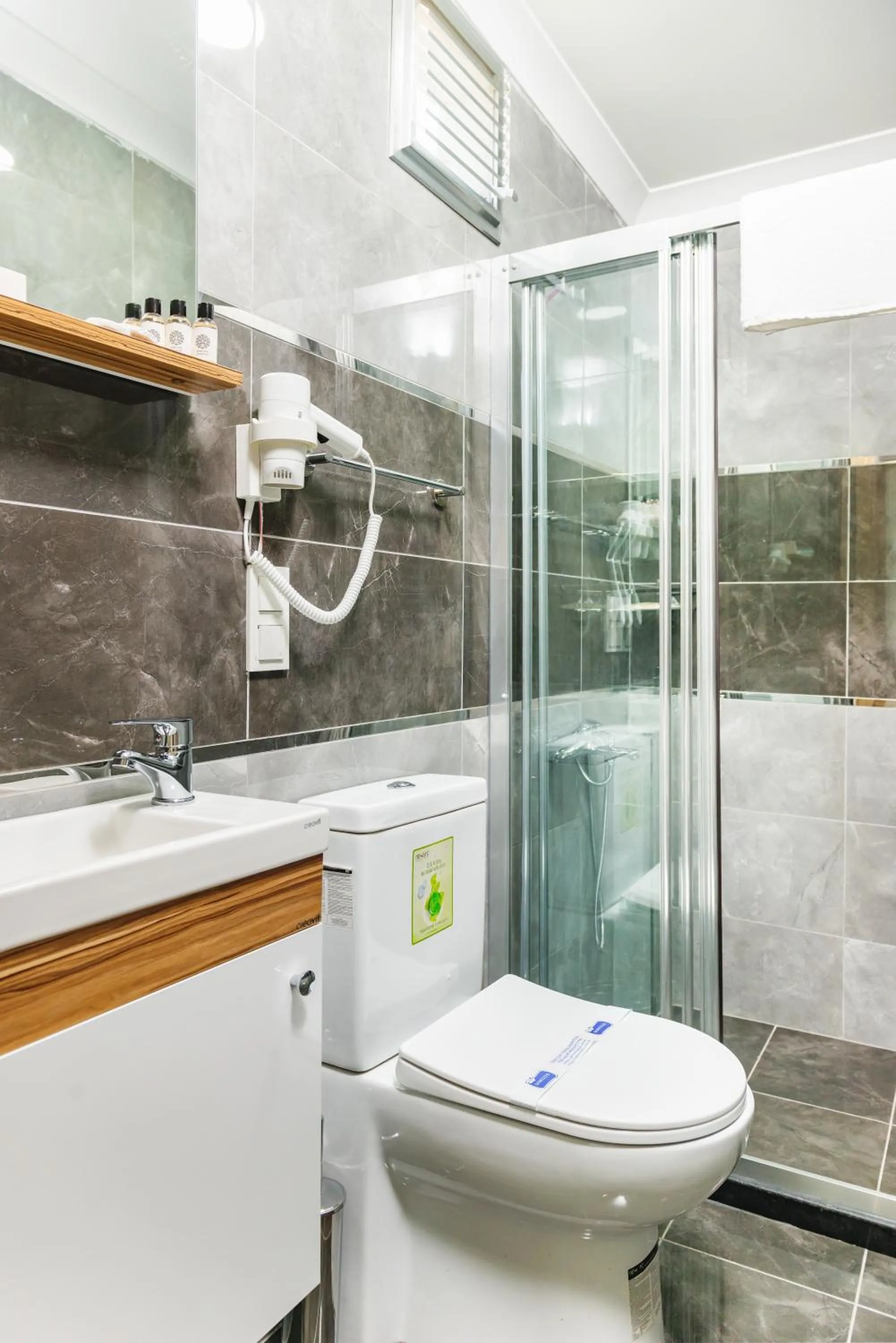 Bathroom in Gloria Suites Old City