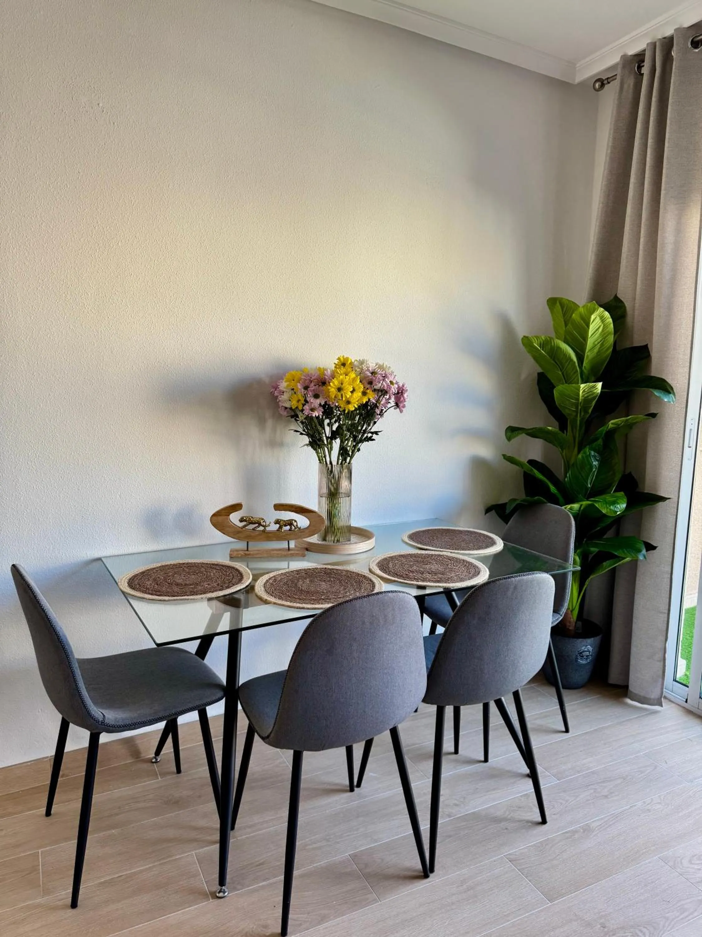 Aparthotel Costa Blanca