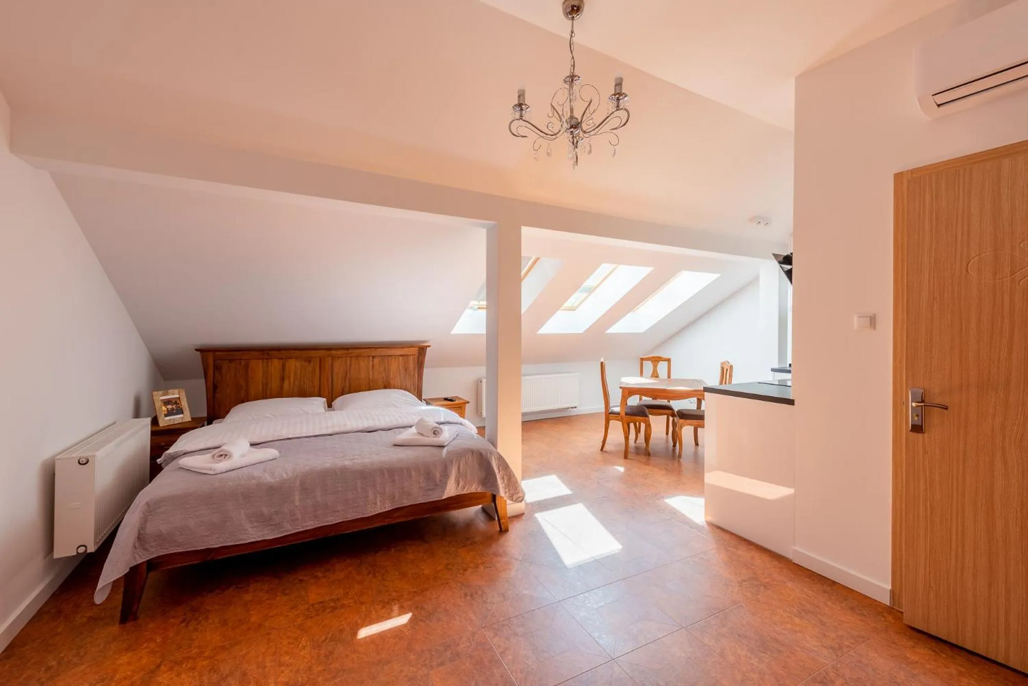 Bed in Kamienica Zamenhofa - Apartamenty na wynajem