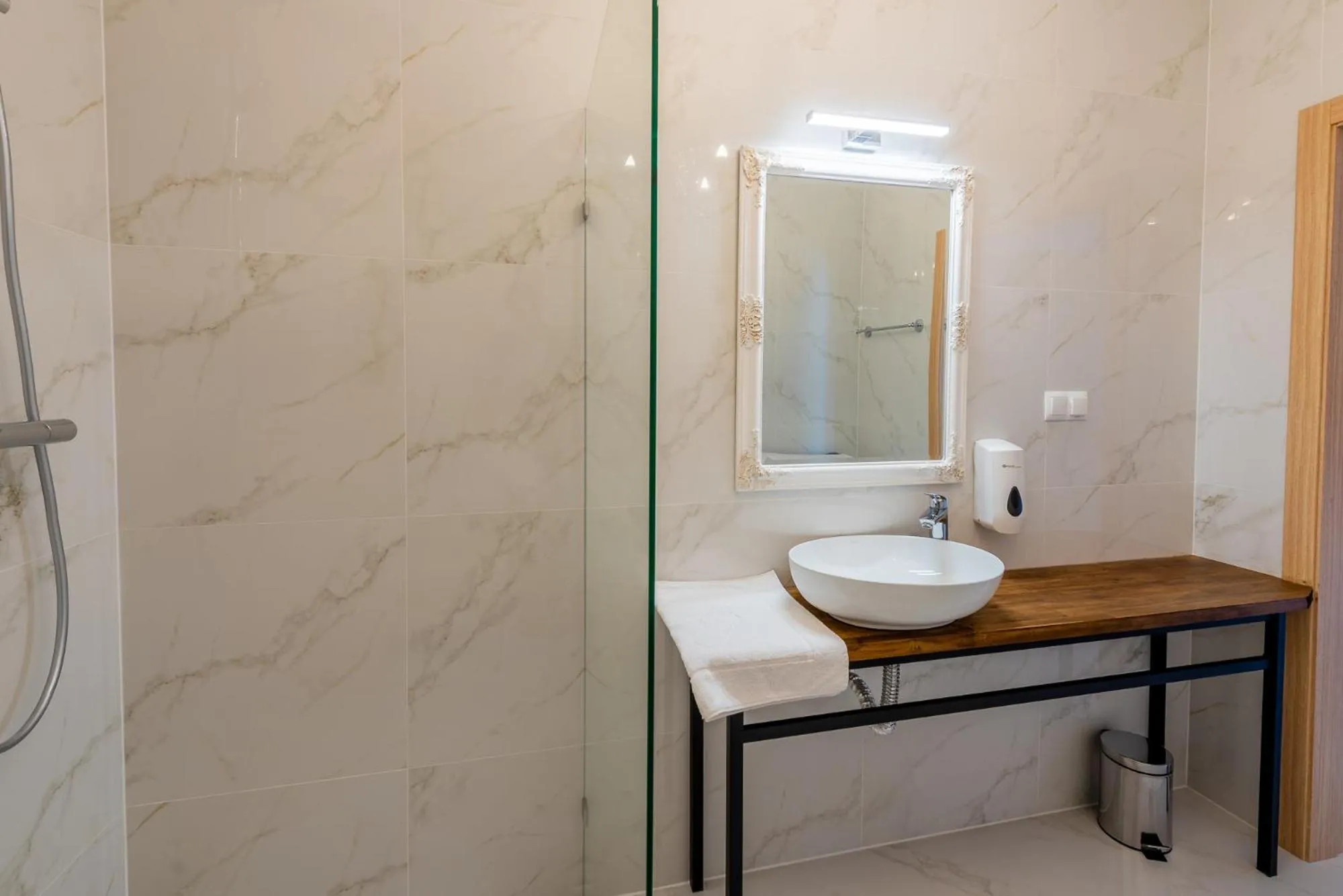 Kamienica Zamenhofa - Apartamenty na wynajem