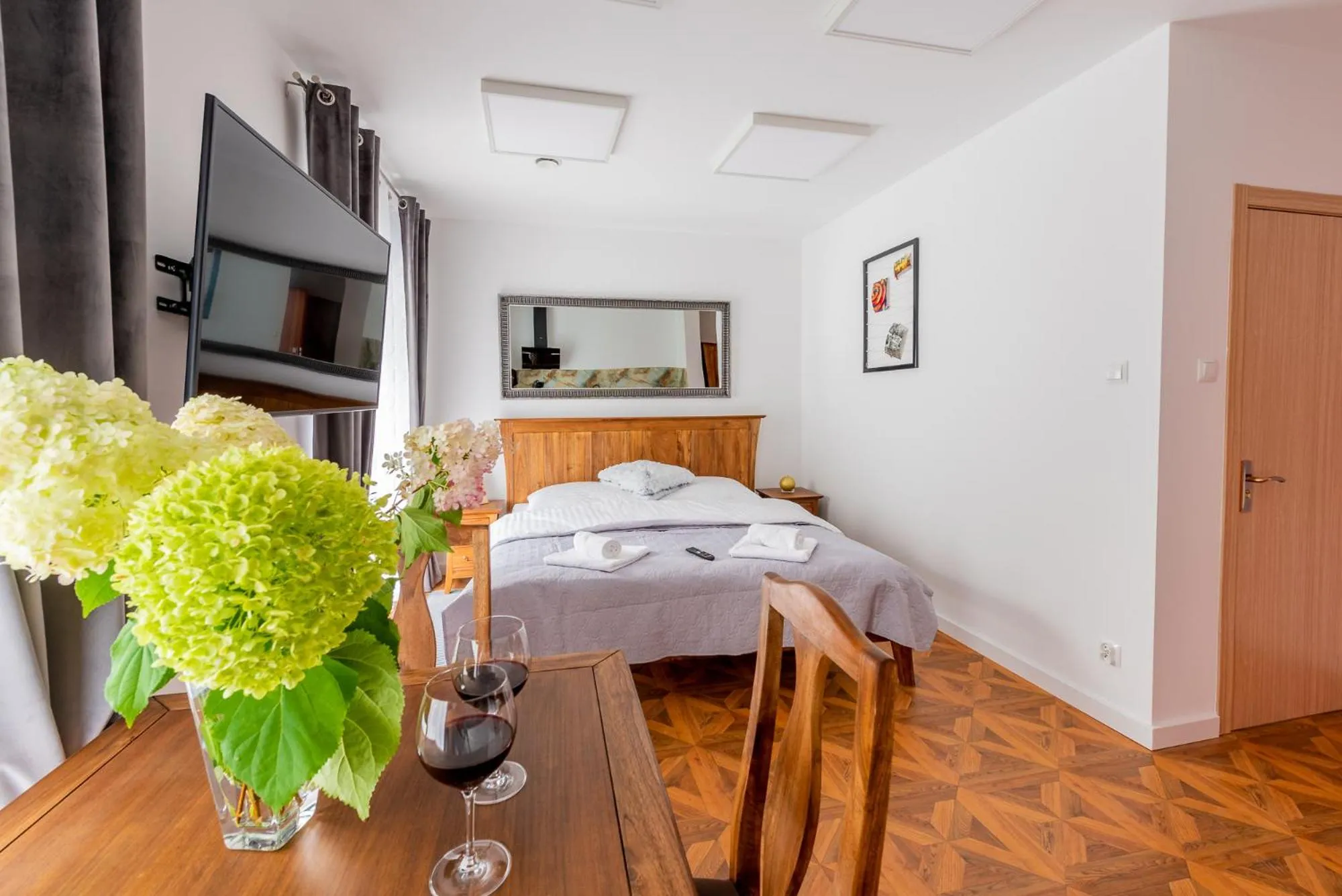 Photo of the whole room, Bed in Kamienica Zamenhofa - Apartamenty na wynajem