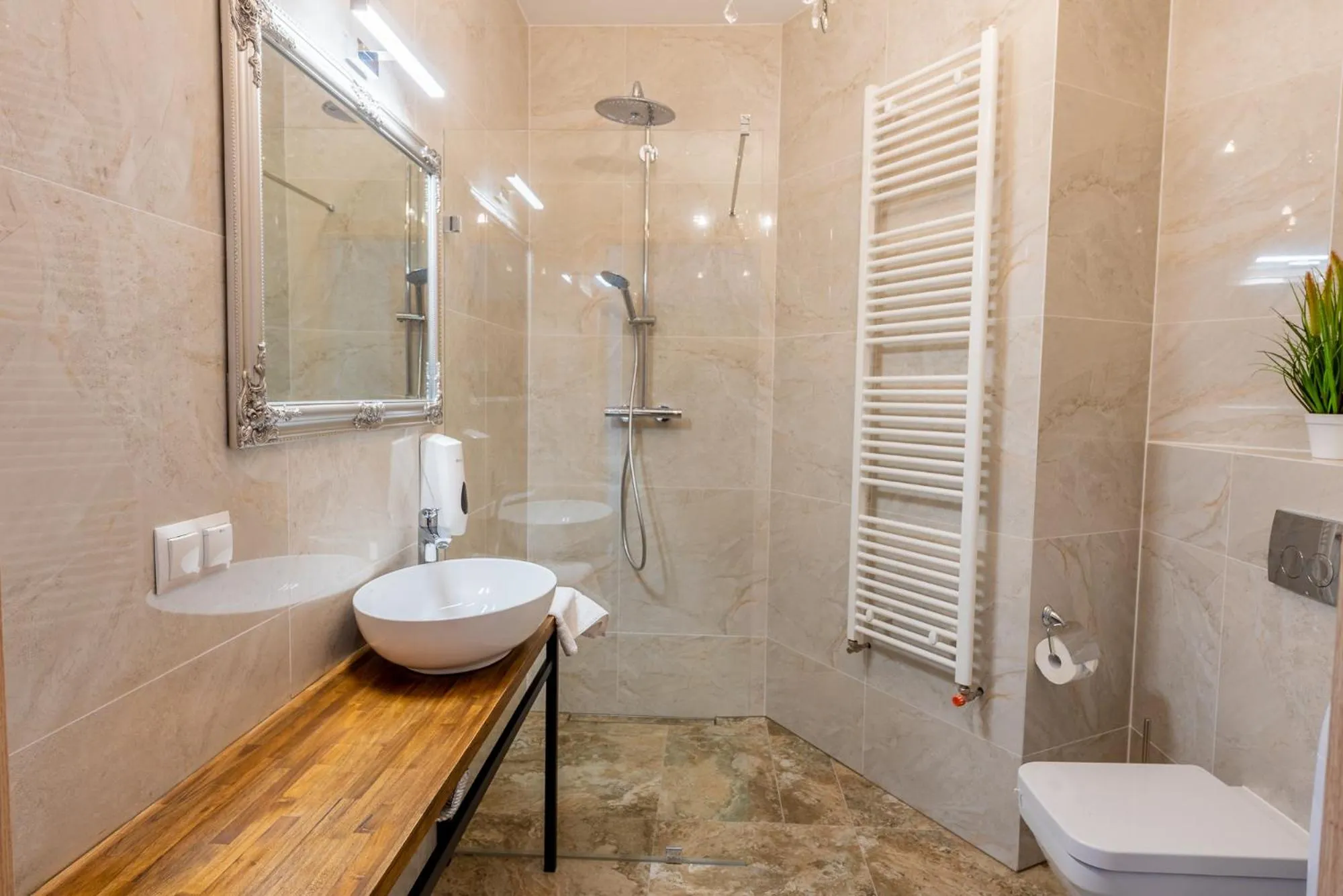 Kamienica Zamenhofa - Apartamenty na wynajem