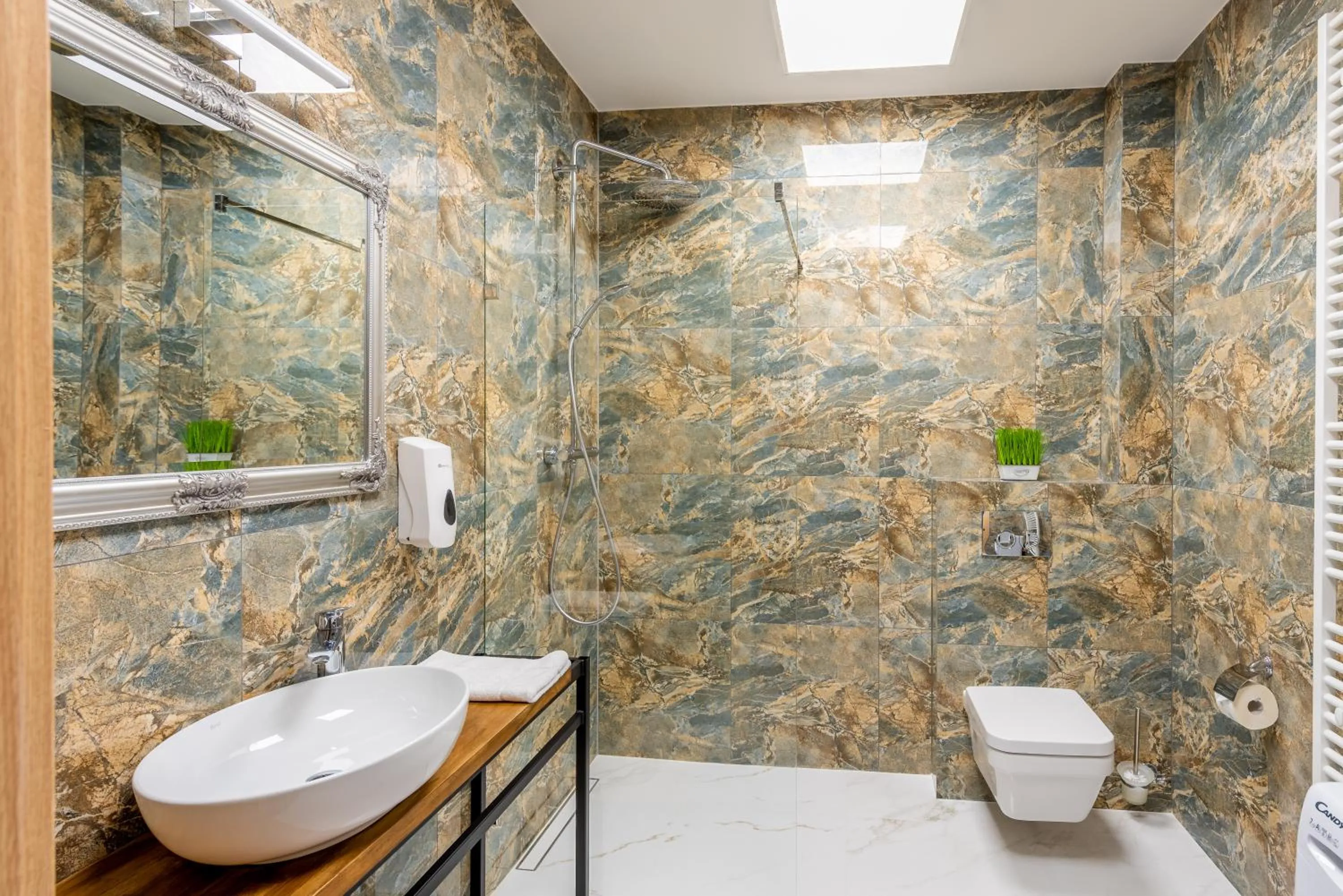 Bathroom in Kamienica Zamenhofa - Apartamenty na wynajem