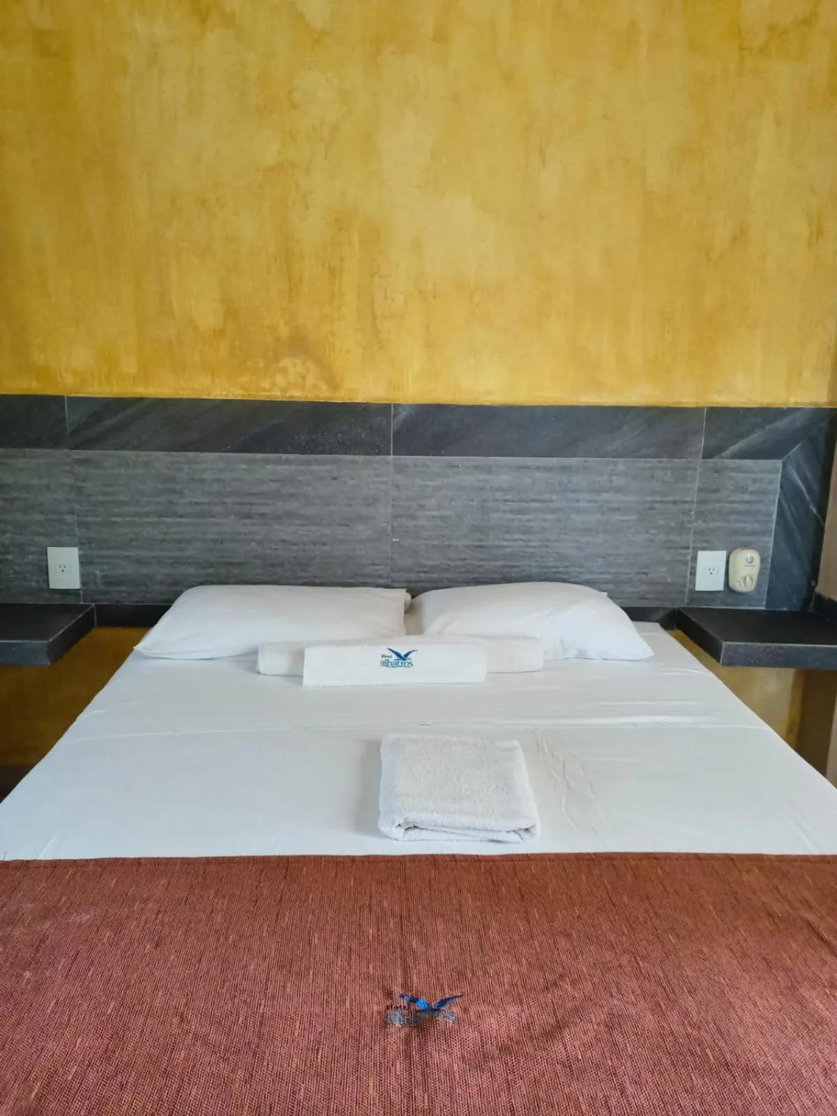 Bed in Hotel Albatros Peñita-Guayabitos Nayarit