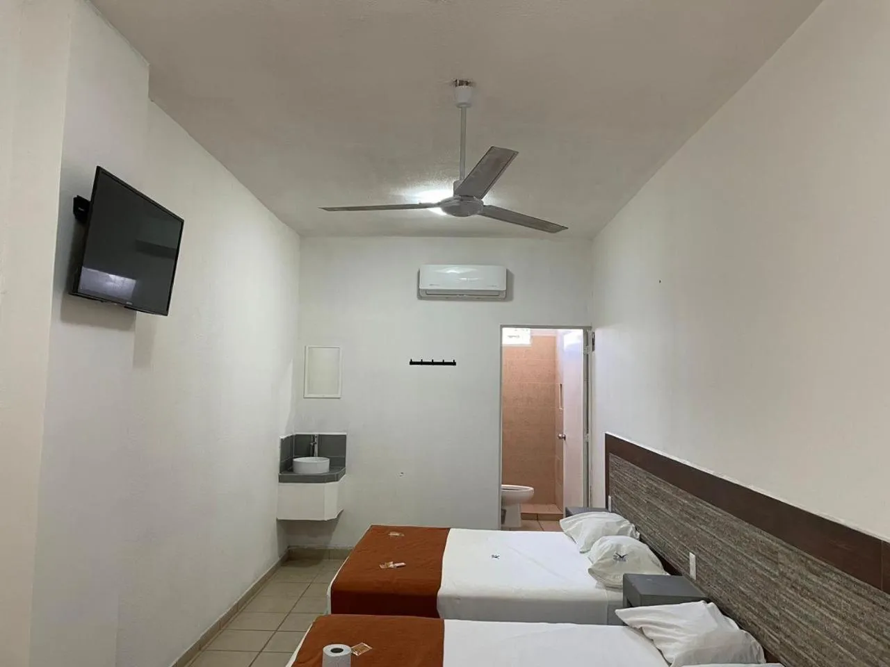 Bed in Hotel Albatros Peñita-Guayabitos Nayarit