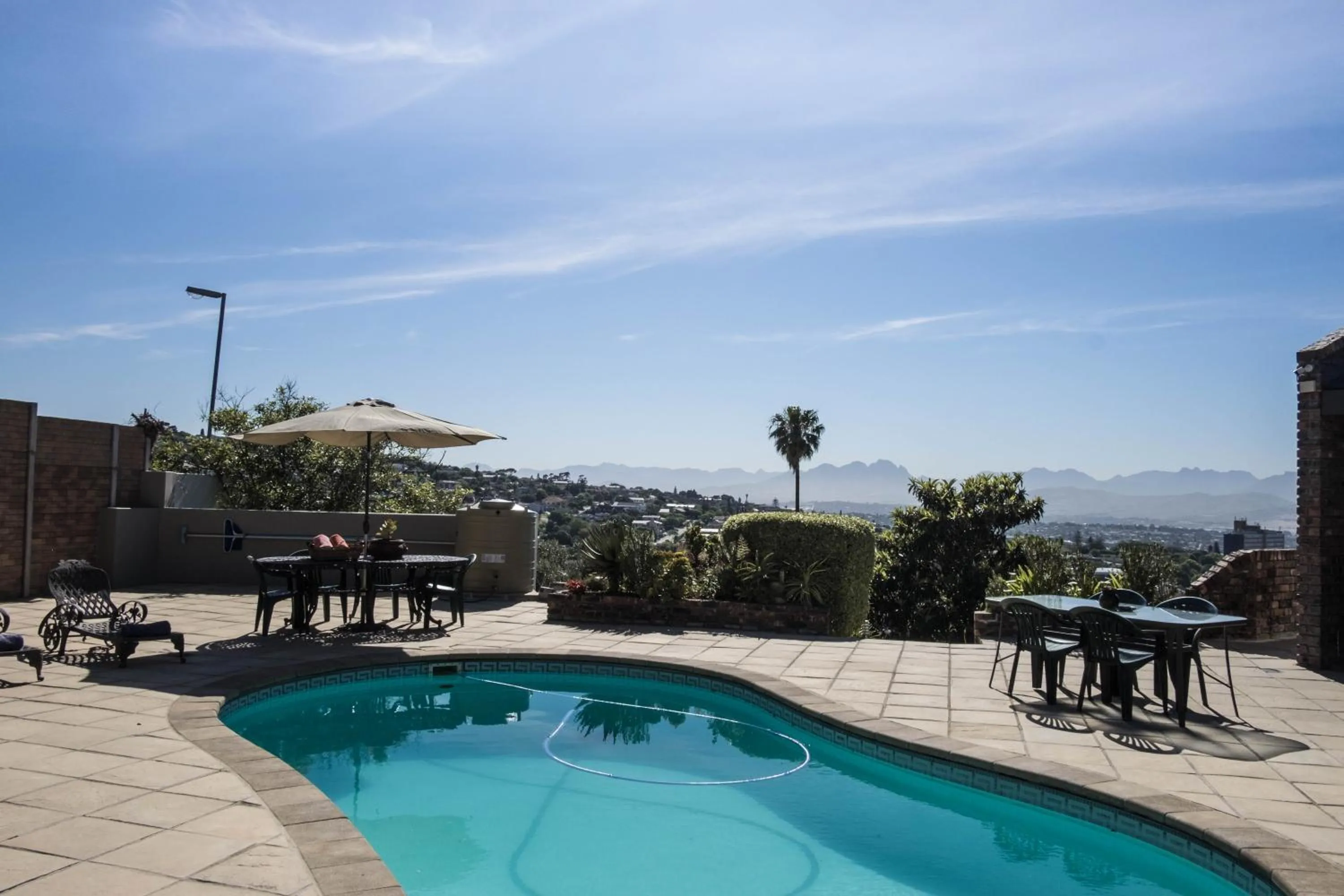 Hilltop Guesthouse