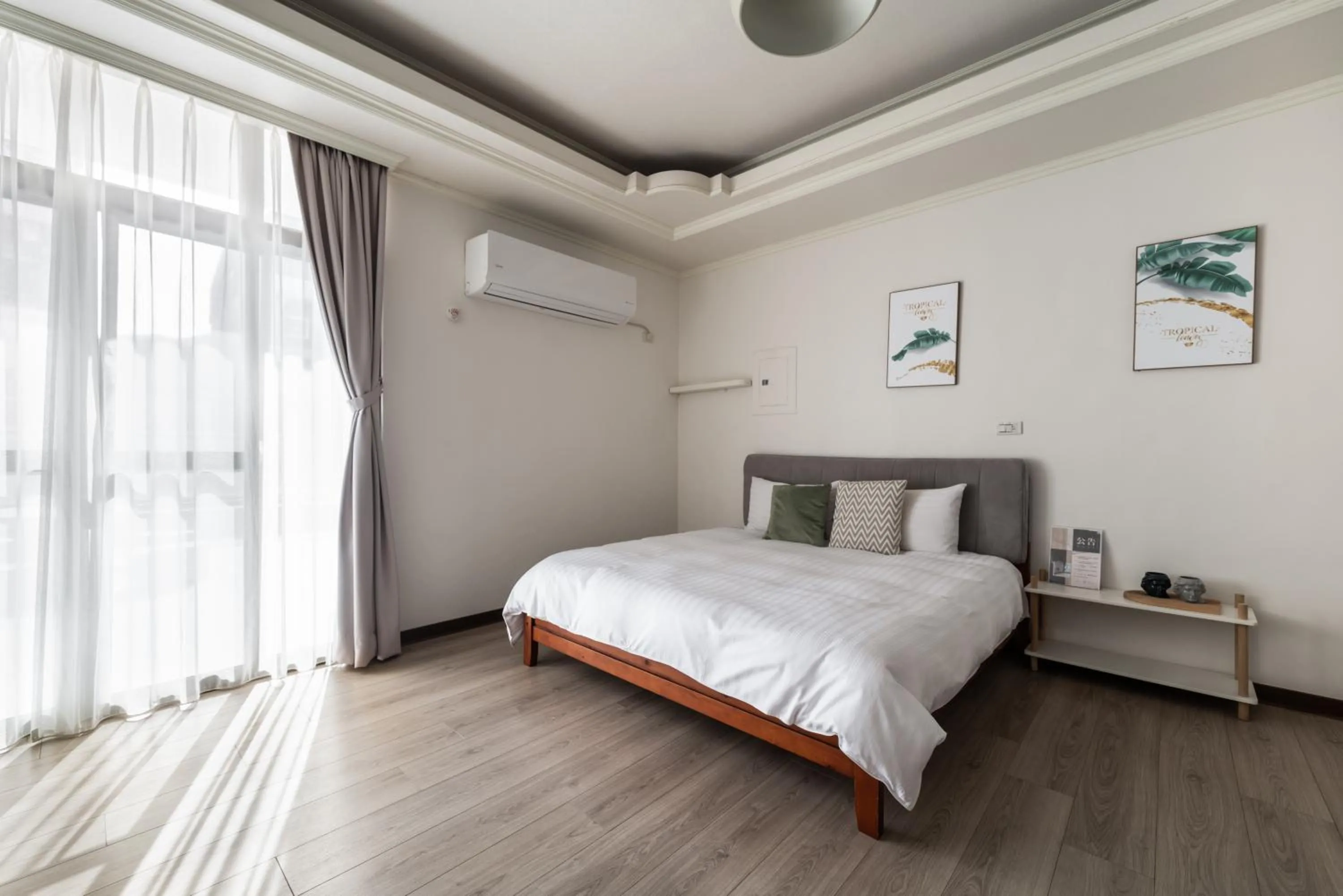 Bed in The Chambers