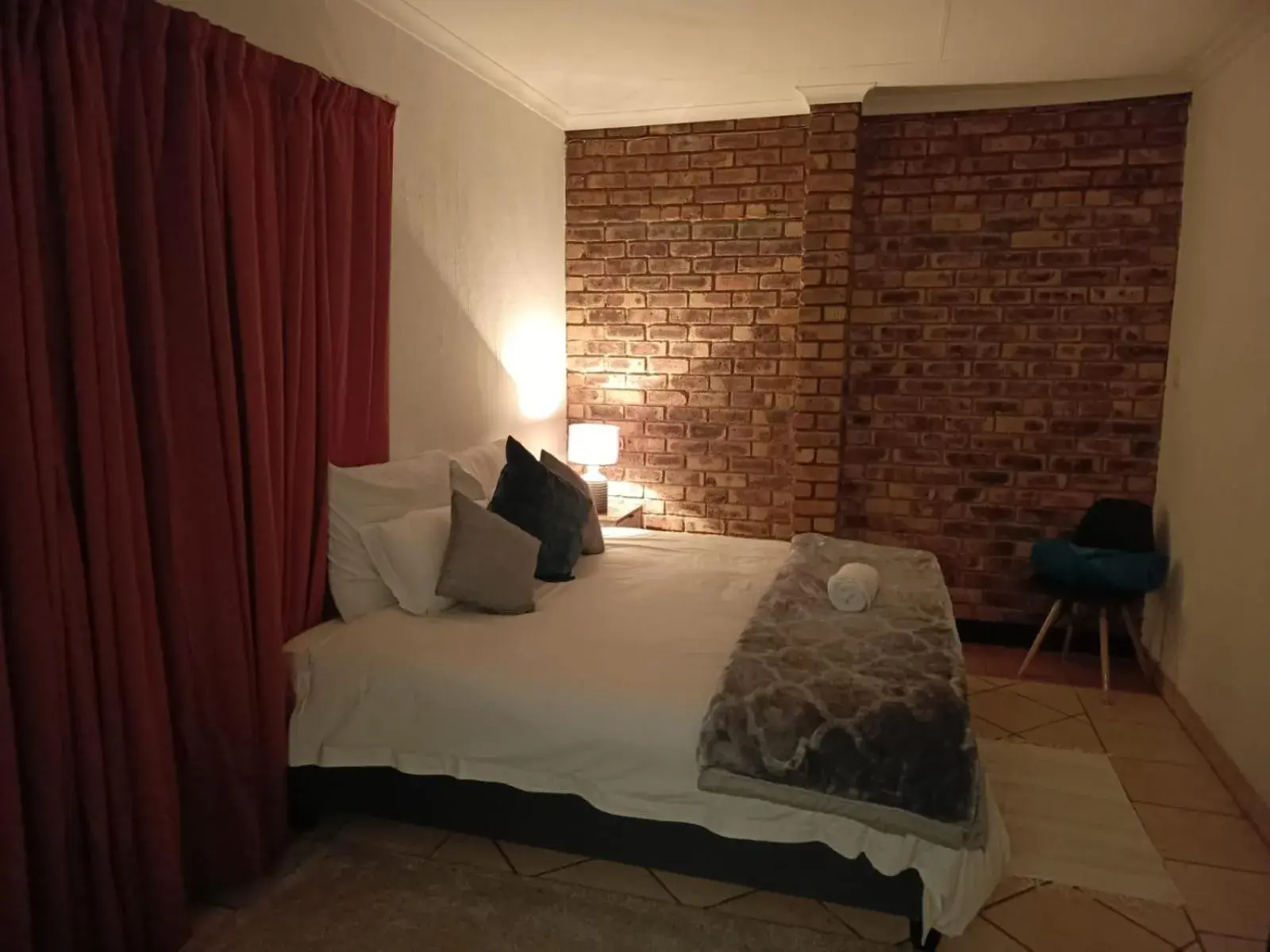 King Room in Feather Tree Bed and Breakfast King Room in Feather Tree Bed and Breakfast