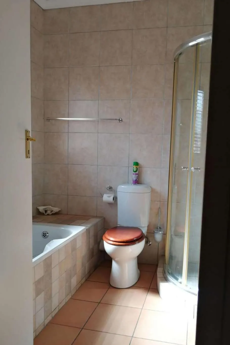 Bathroom in Feather Tree Bed and Breakfast