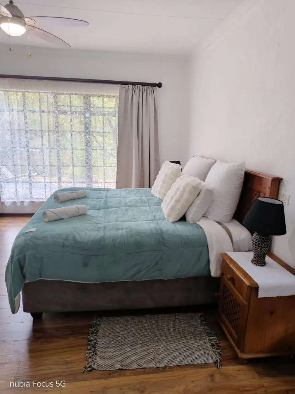 Bed in Feather Tree Bed and Breakfast