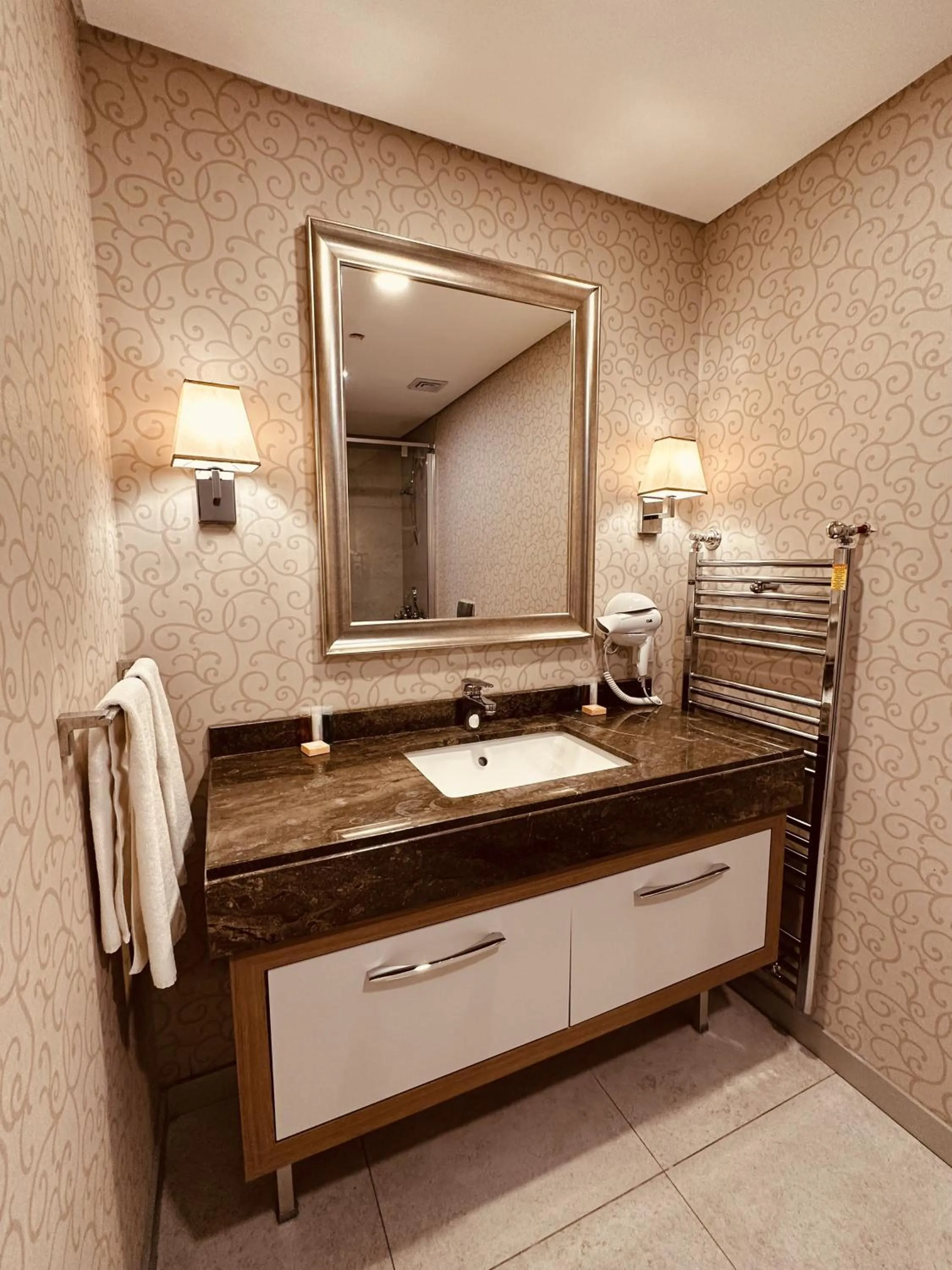 Bathroom in Maslak Aparts