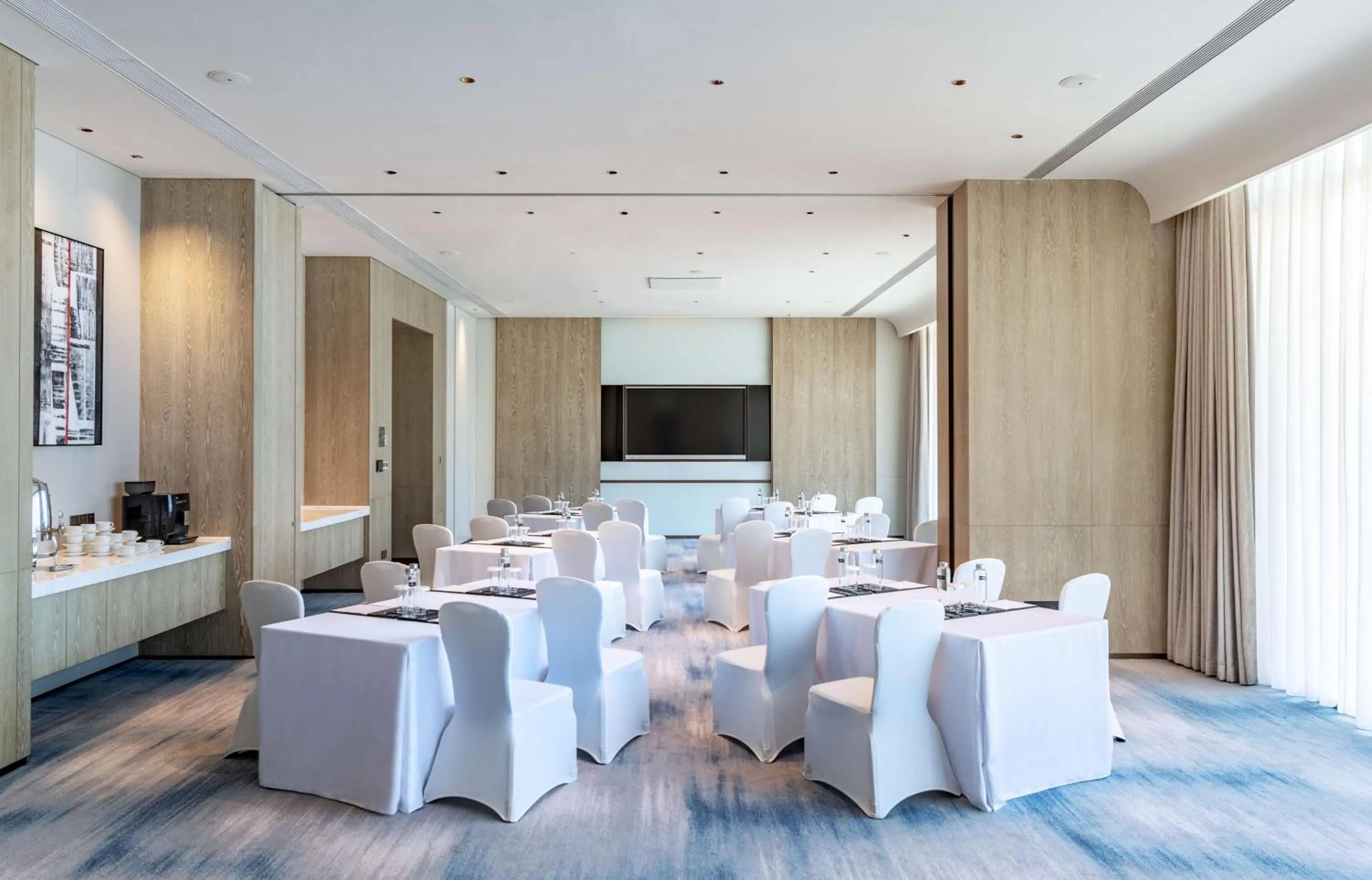 Meeting/conference room in Hilton Shenzhen World Exhibition & Convention Centre