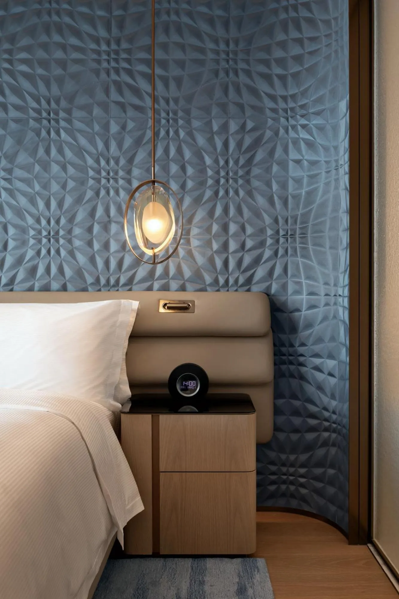 Photo of the whole room, Bed in Hilton Shenzhen World Exhibition & Convention Centre