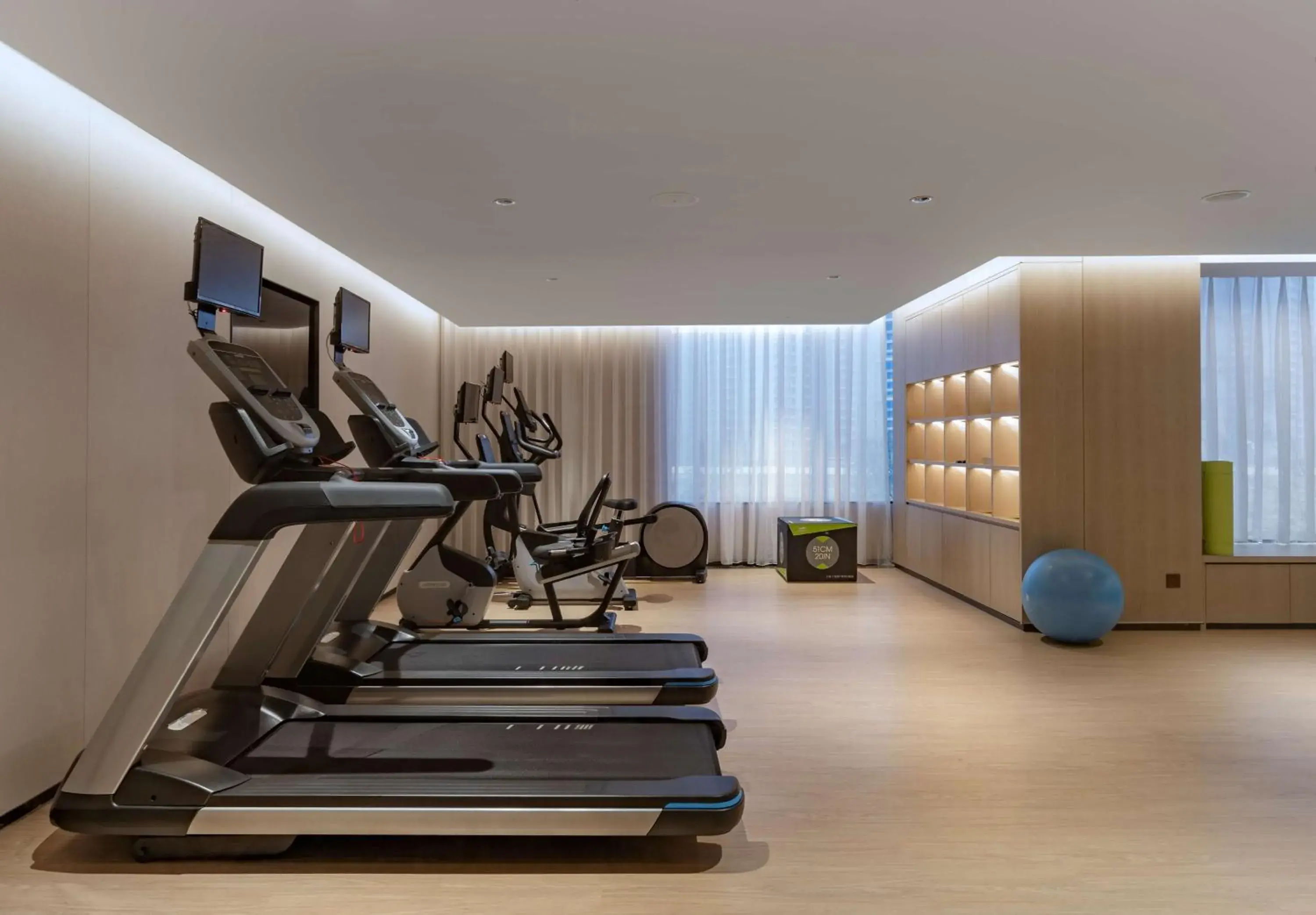 Fitness centre/facilities in Hilton Garden Inn Shenzhen World Exhibition & Convention Center Fitness centre/facilities in Hilton Garden Inn Shenzhen World Exhibition & Convention Center