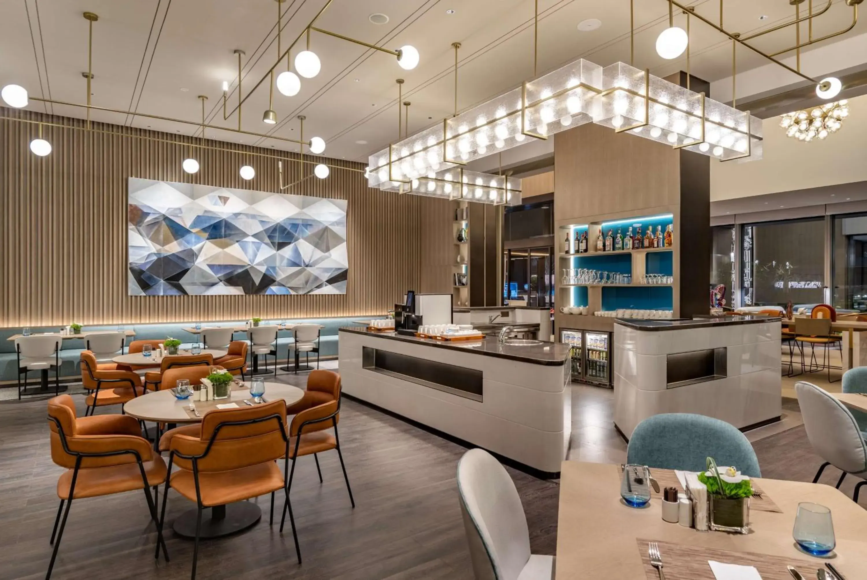 Lounge or bar in Hilton Garden Inn Shenzhen World Exhibition & Convention Center Lounge or bar in Hilton Garden Inn Shenzhen World Exhibition & Convention Center