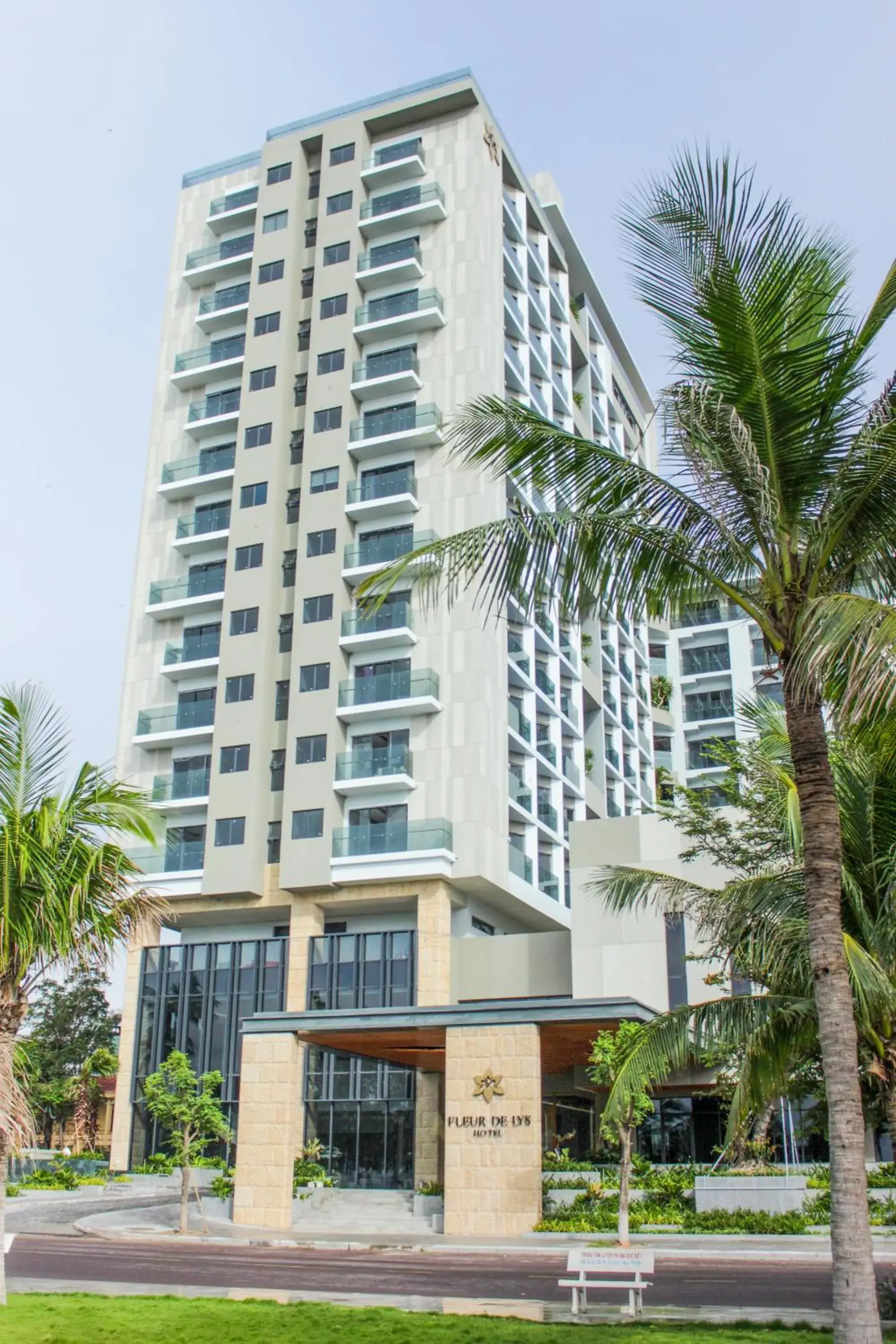 Property building in Fleur de Lys Hotel Quy Nhon Property building in Fleur de Lys Hotel Quy Nhon