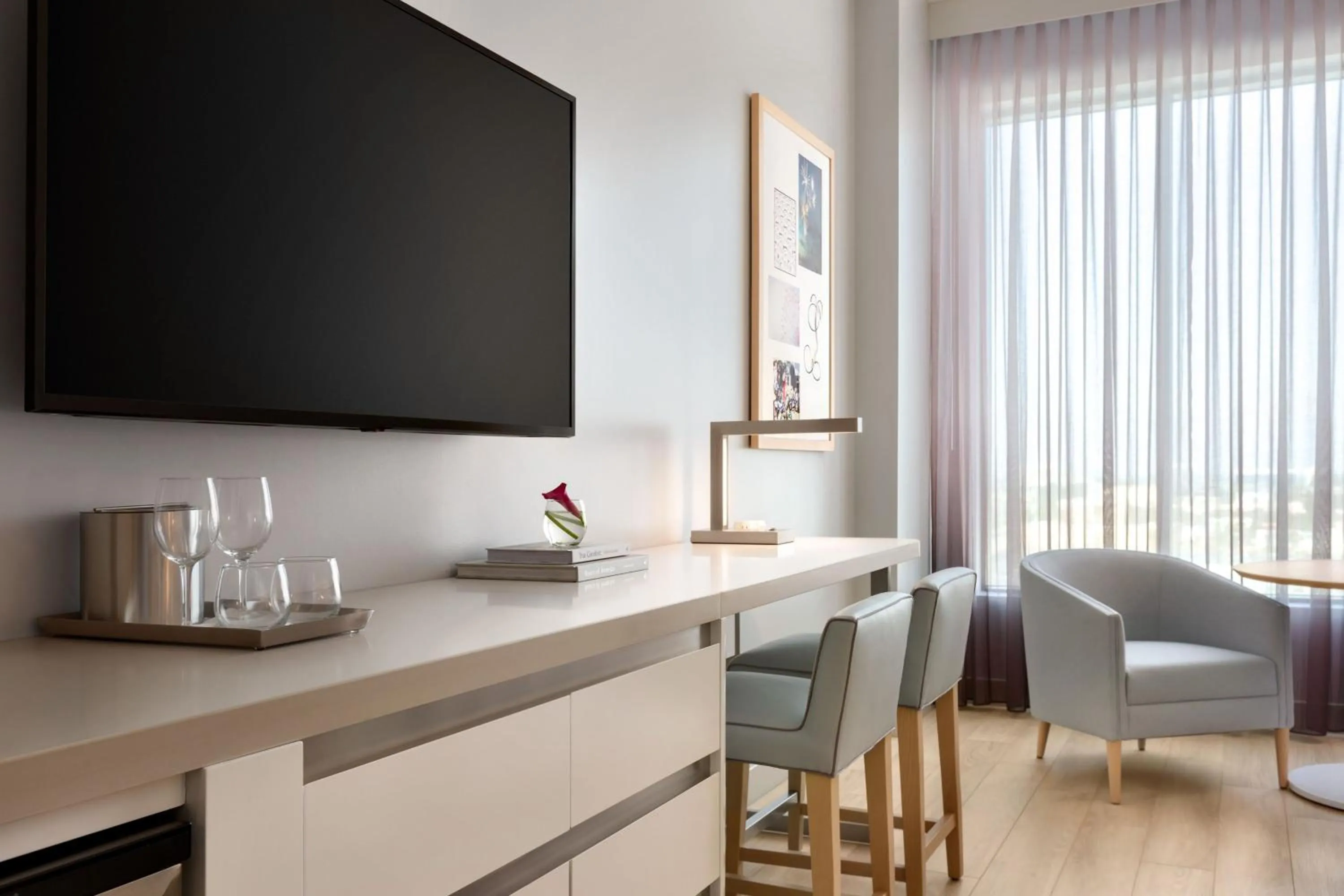 Photo of the whole room in The Viv Hotel, Anaheim, a Tribute Portfolio Hotel