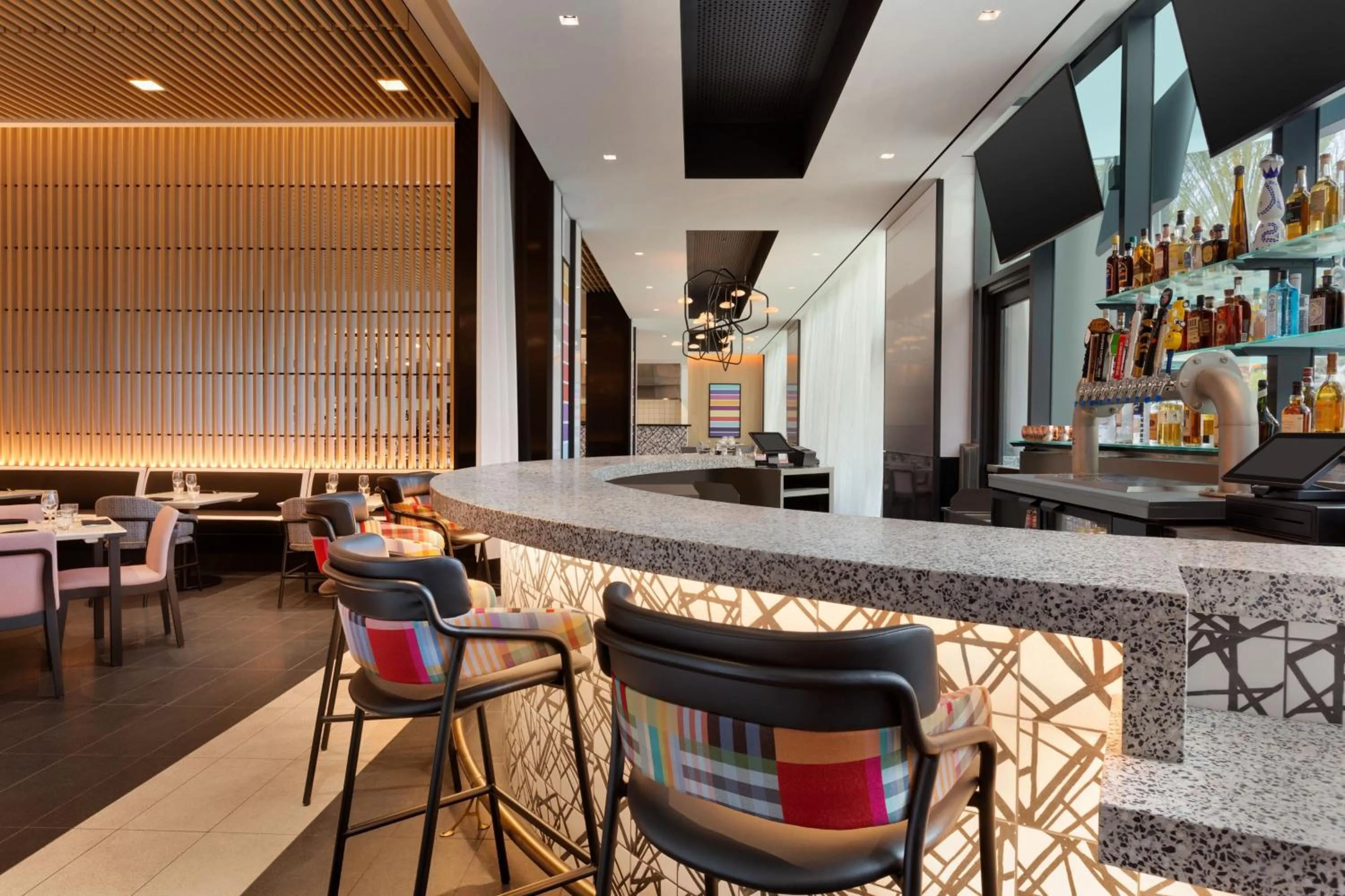 Restaurant/places to eat in The Viv Hotel, Anaheim, a Tribute Portfolio Hotel