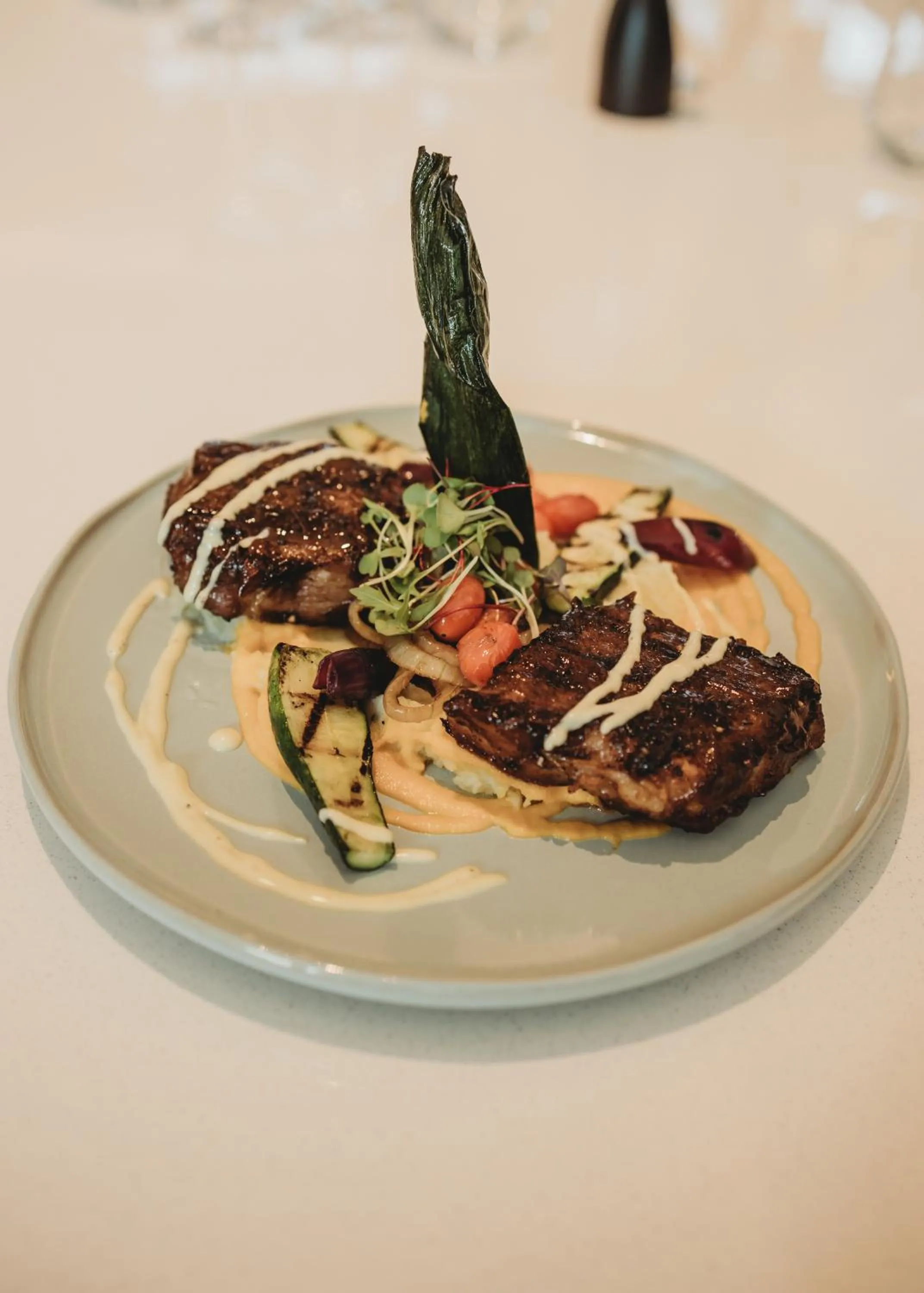 Restaurant/places to eat in Radisson Hotel and Convention Centre OR Tambo Airport